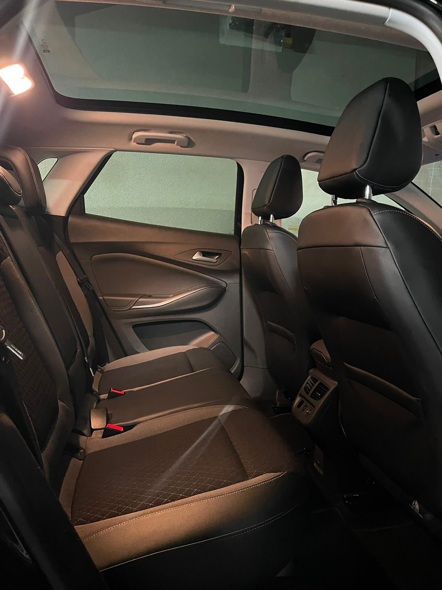 OPEL Grandland X 1.2i TP Excellence Automatik-image-8