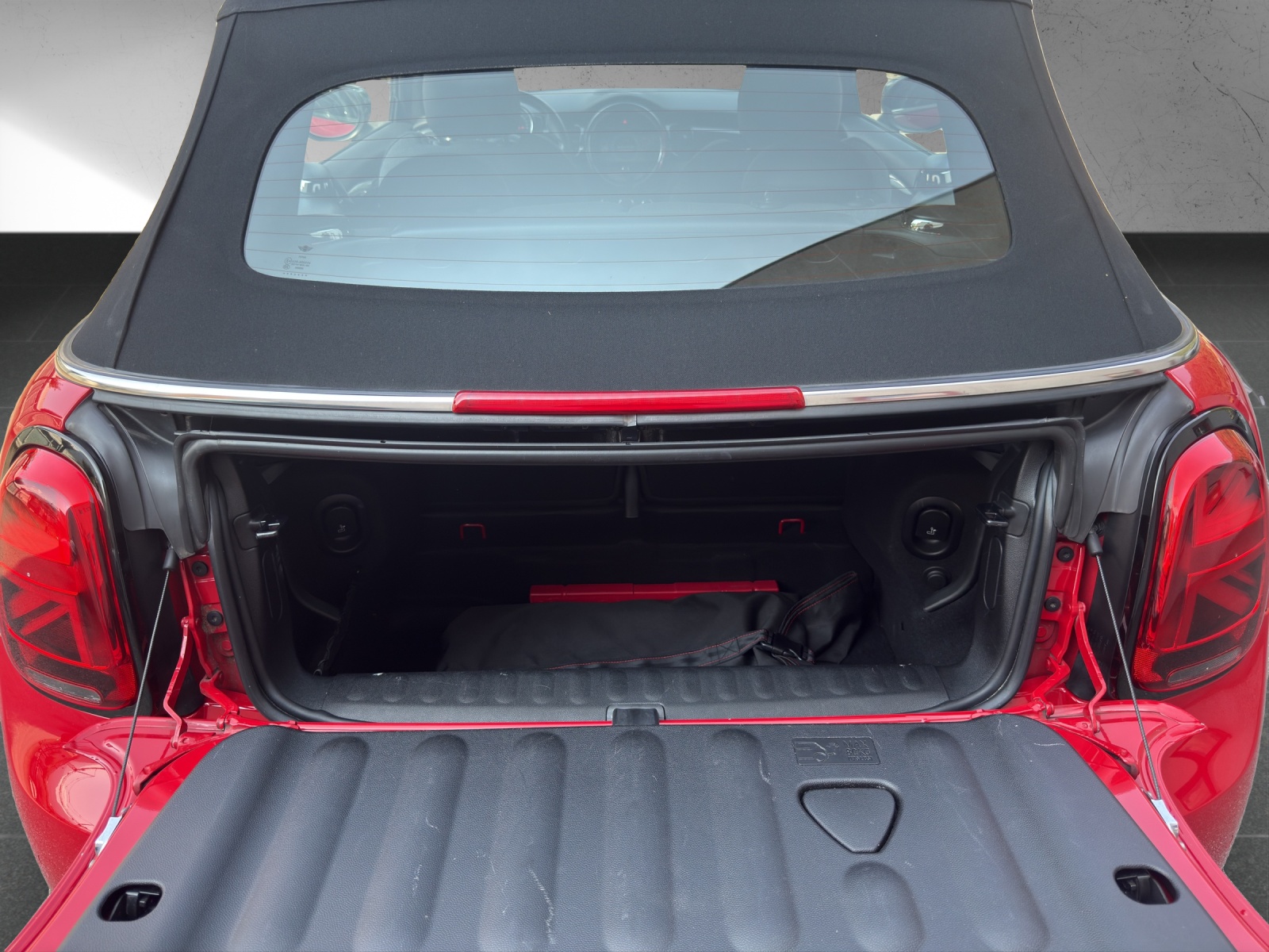 MINI Cooper S Cabriolet DKG-image-17