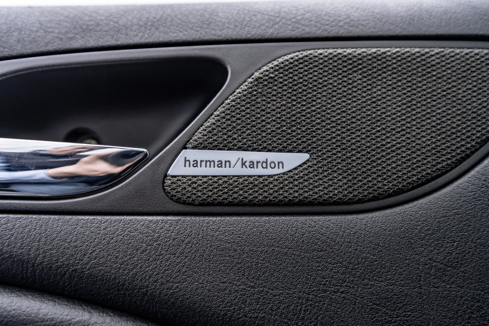 BMW 330Ci Cabriolet * FRISCH AB MFK * FRISCH AB SERVICE * HARMAN KARDON SOUNDANLAGE *-image-13