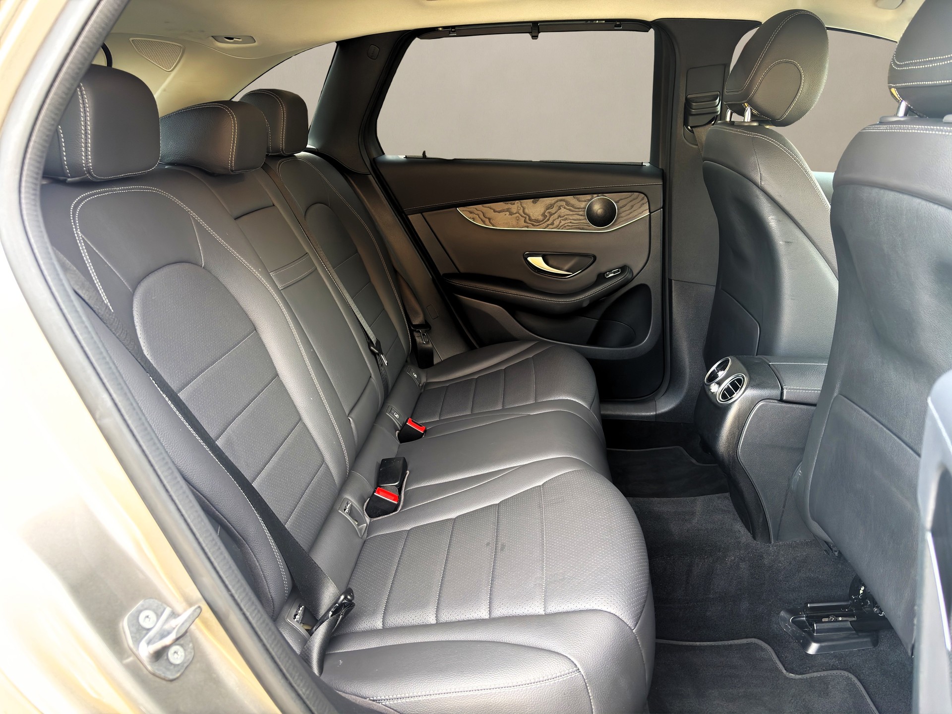 MERCEDES-BENZ GLC 220 d 4Matic 9G-Tronic ✅CH-Fahrzeug & Frisch ab MFK und Frisch ab Service✅-image-12