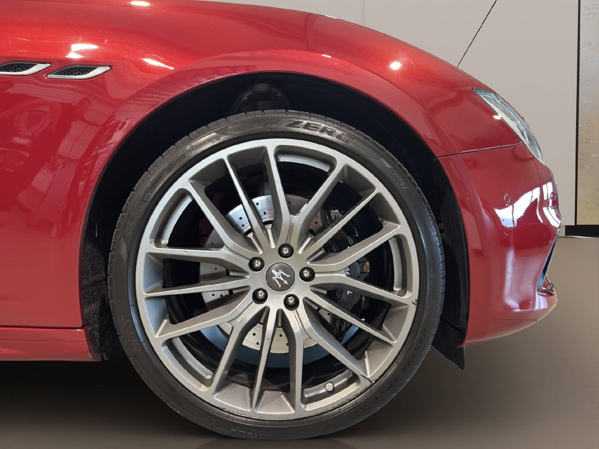 MASERATI Ghibli 3.0 V6 S GranSport Q4-image-20