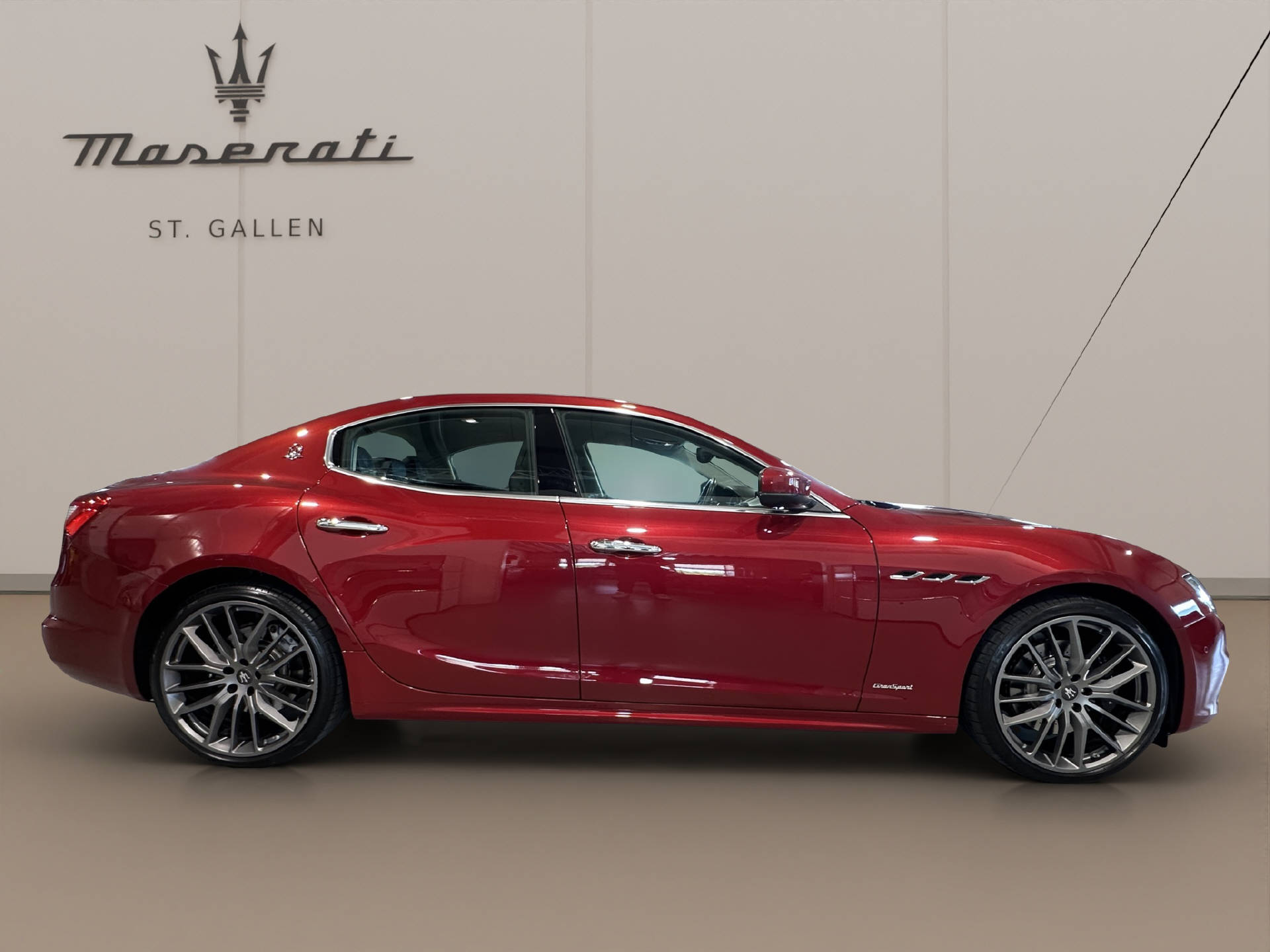 MASERATI Ghibli 3.0 V6 S GranSport Q4-image-3