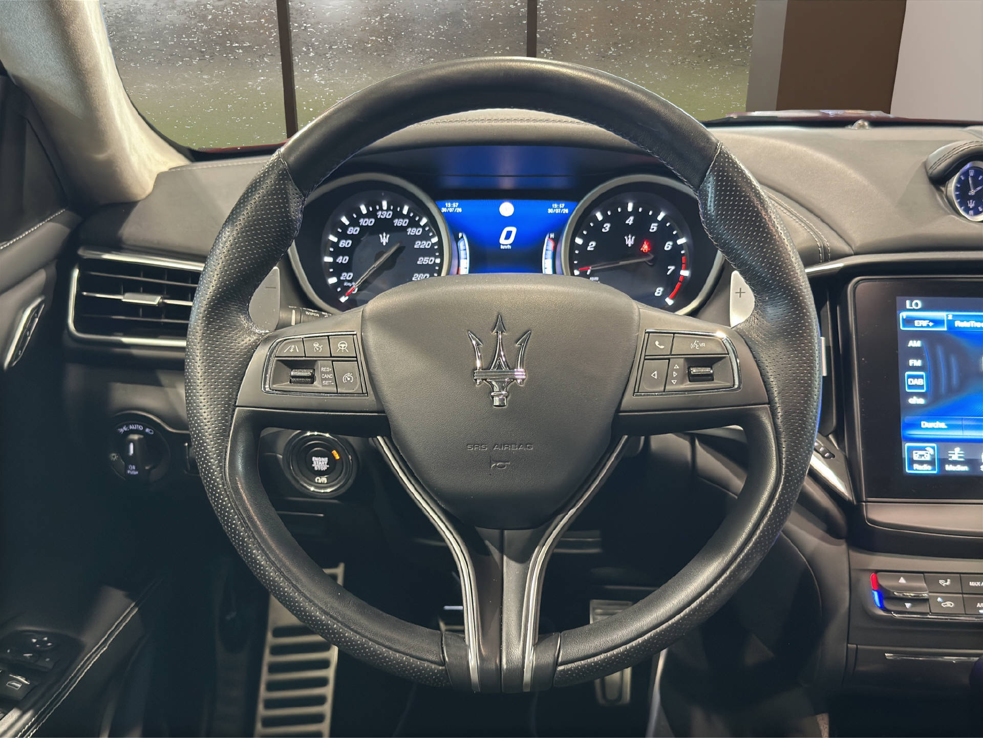 MASERATI Ghibli 3.0 V6 S GranSport Q4-image-9