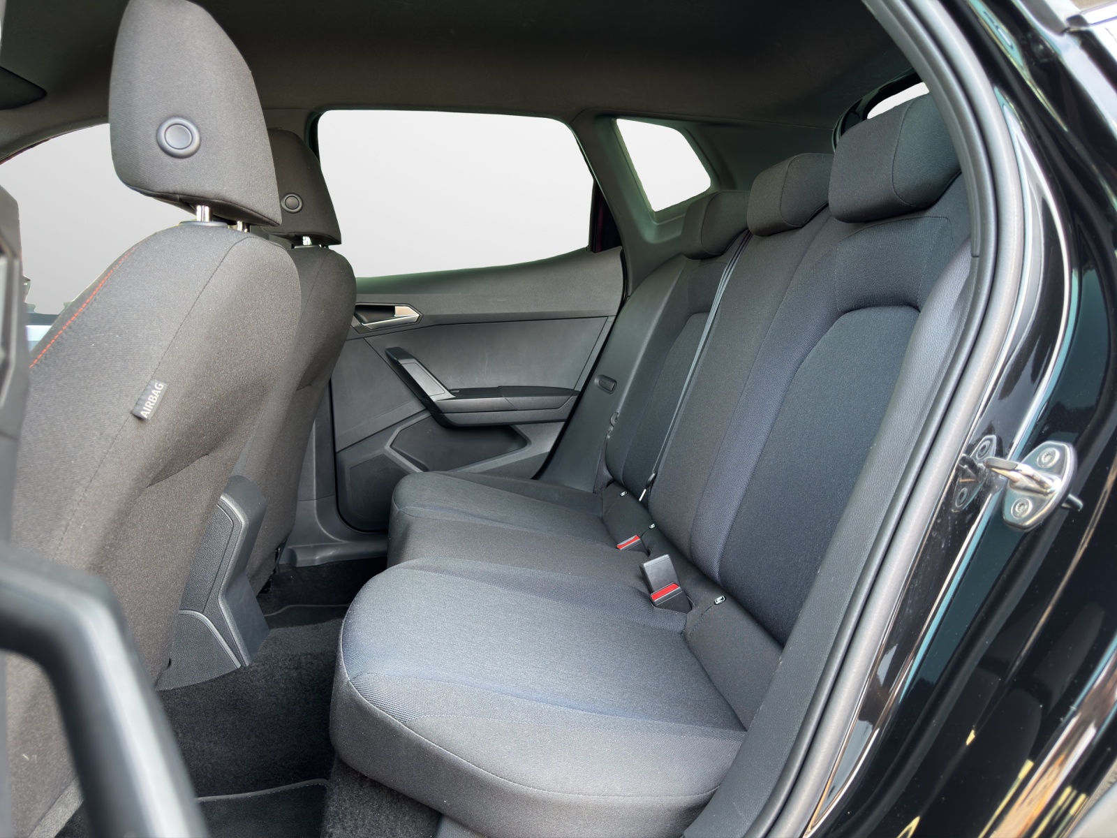 SEAT Arona 1.0 TSI 115 FR DSG-image-5