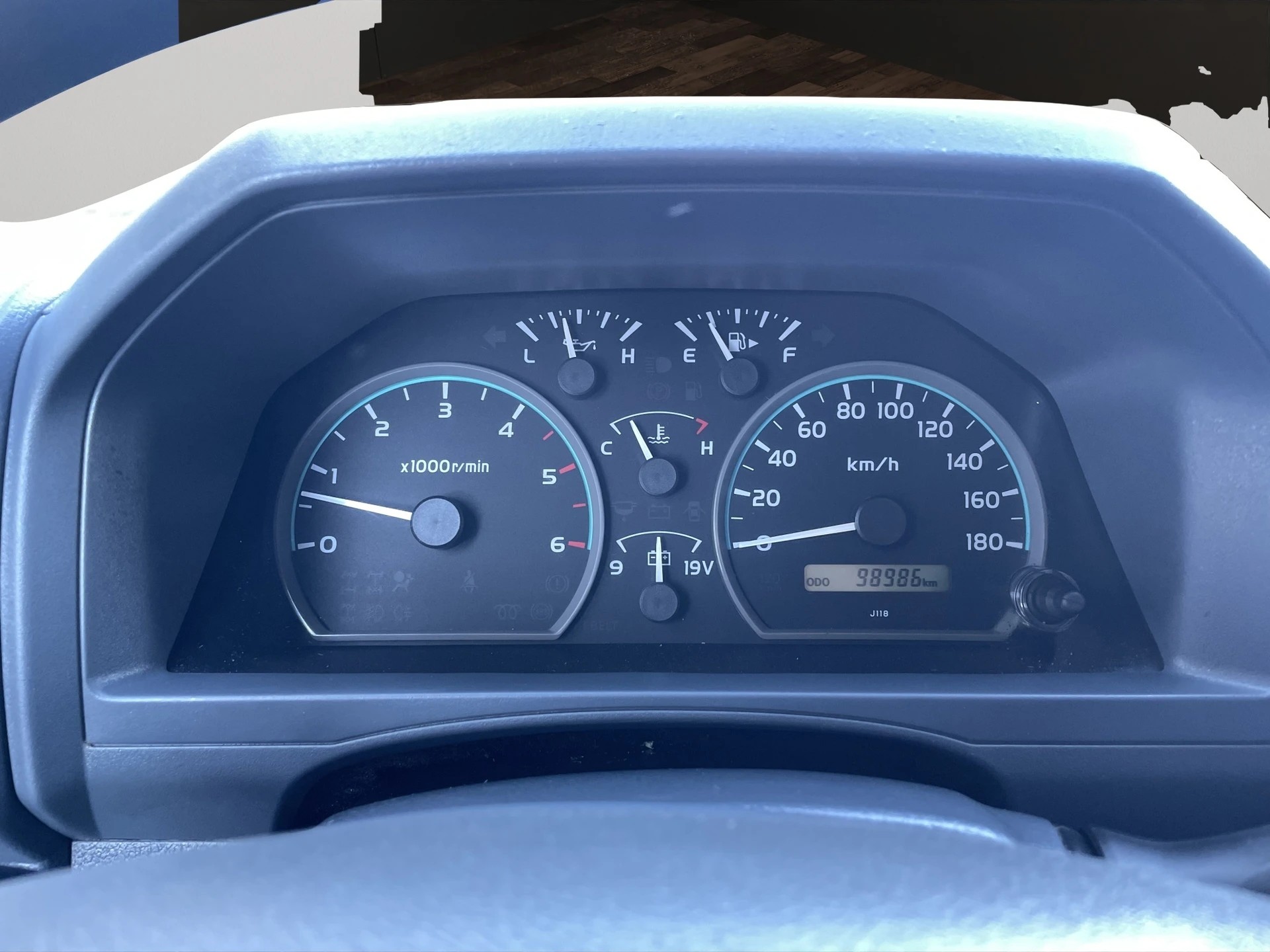 TOYOTA Land Cruiser 4.2 Diesel-image-2