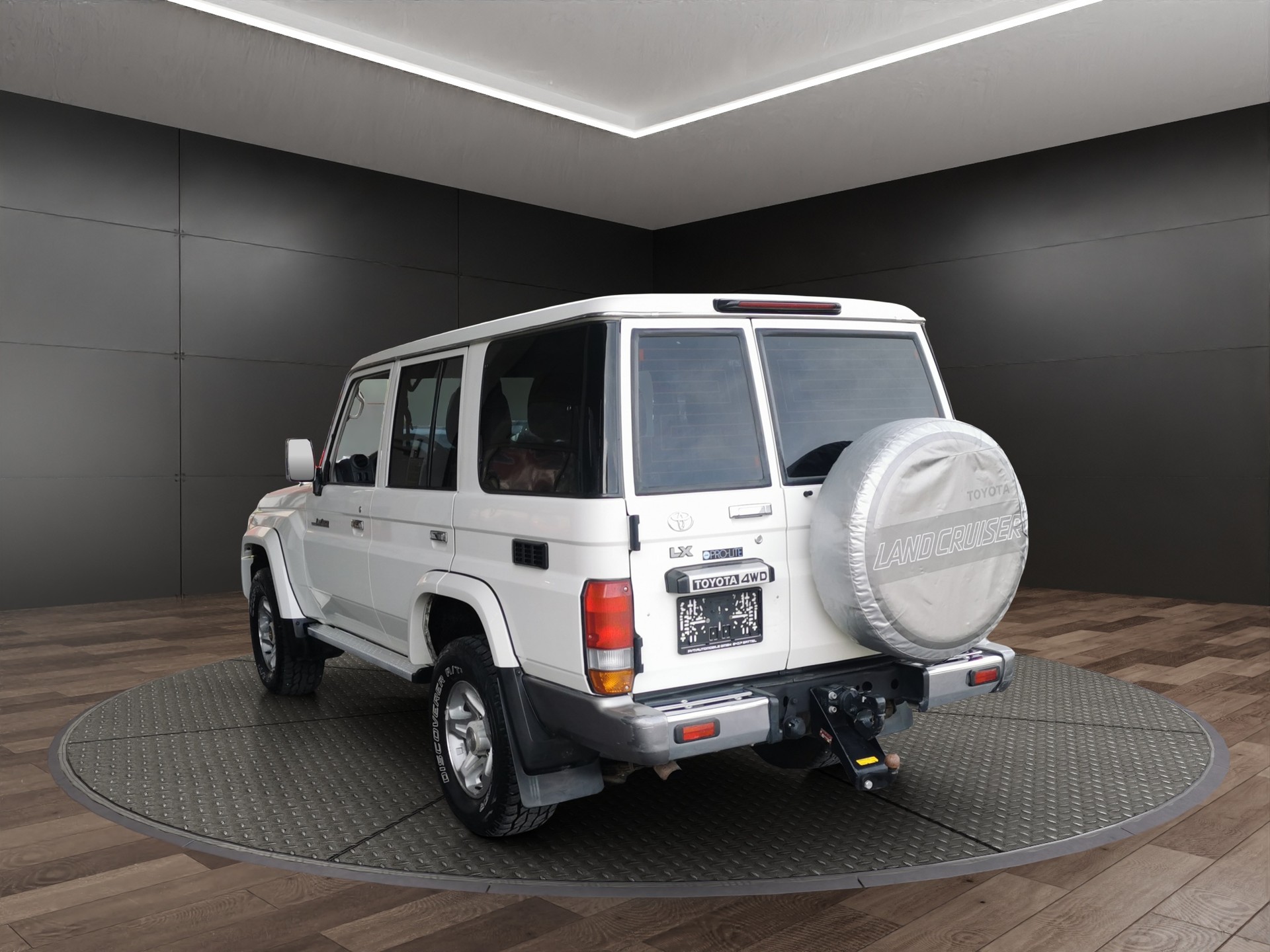 TOYOTA Land Cruiser 4.2 Diesel-image-6
