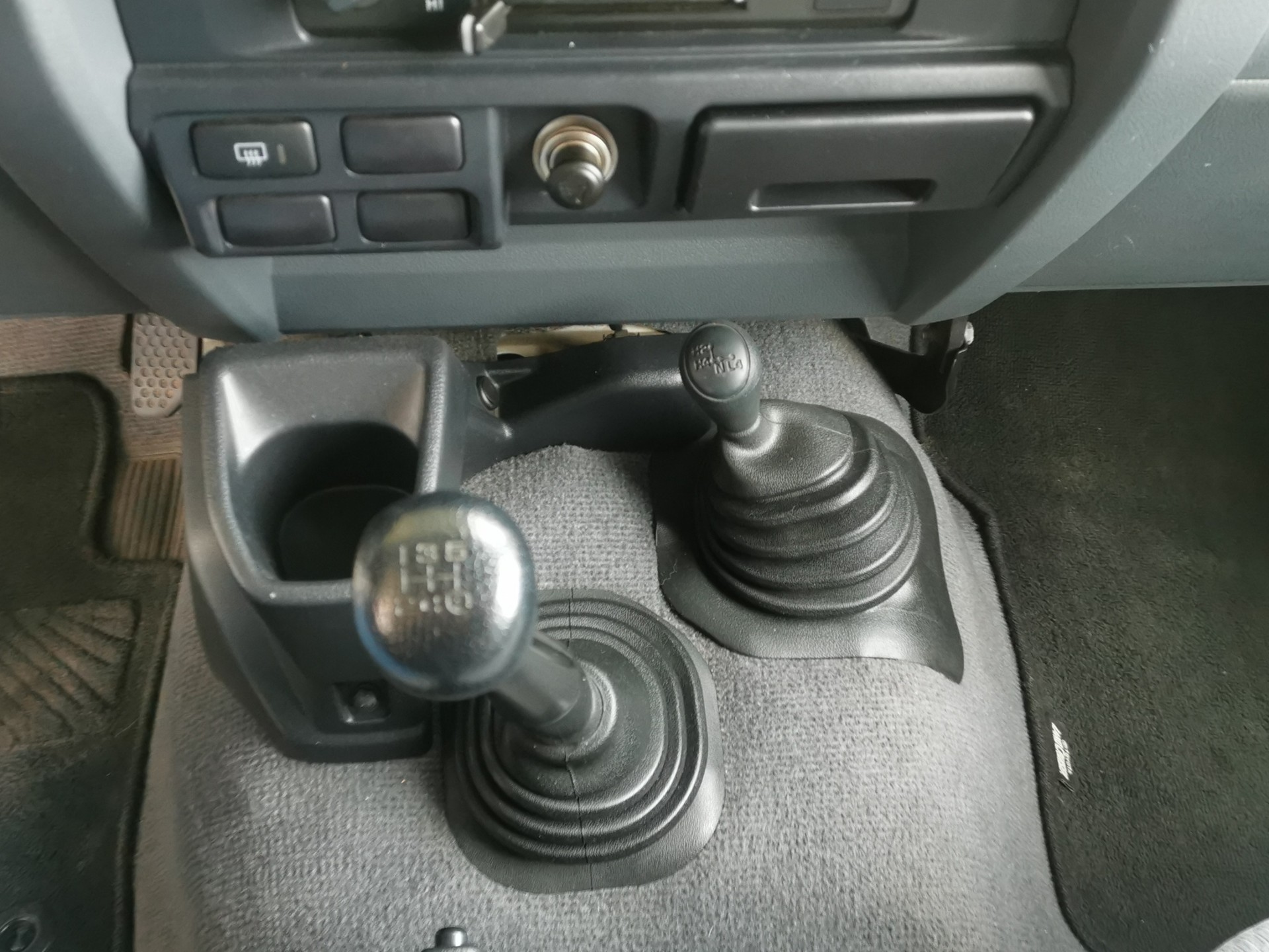 TOYOTA Land Cruiser 4.2 Diesel-image-18