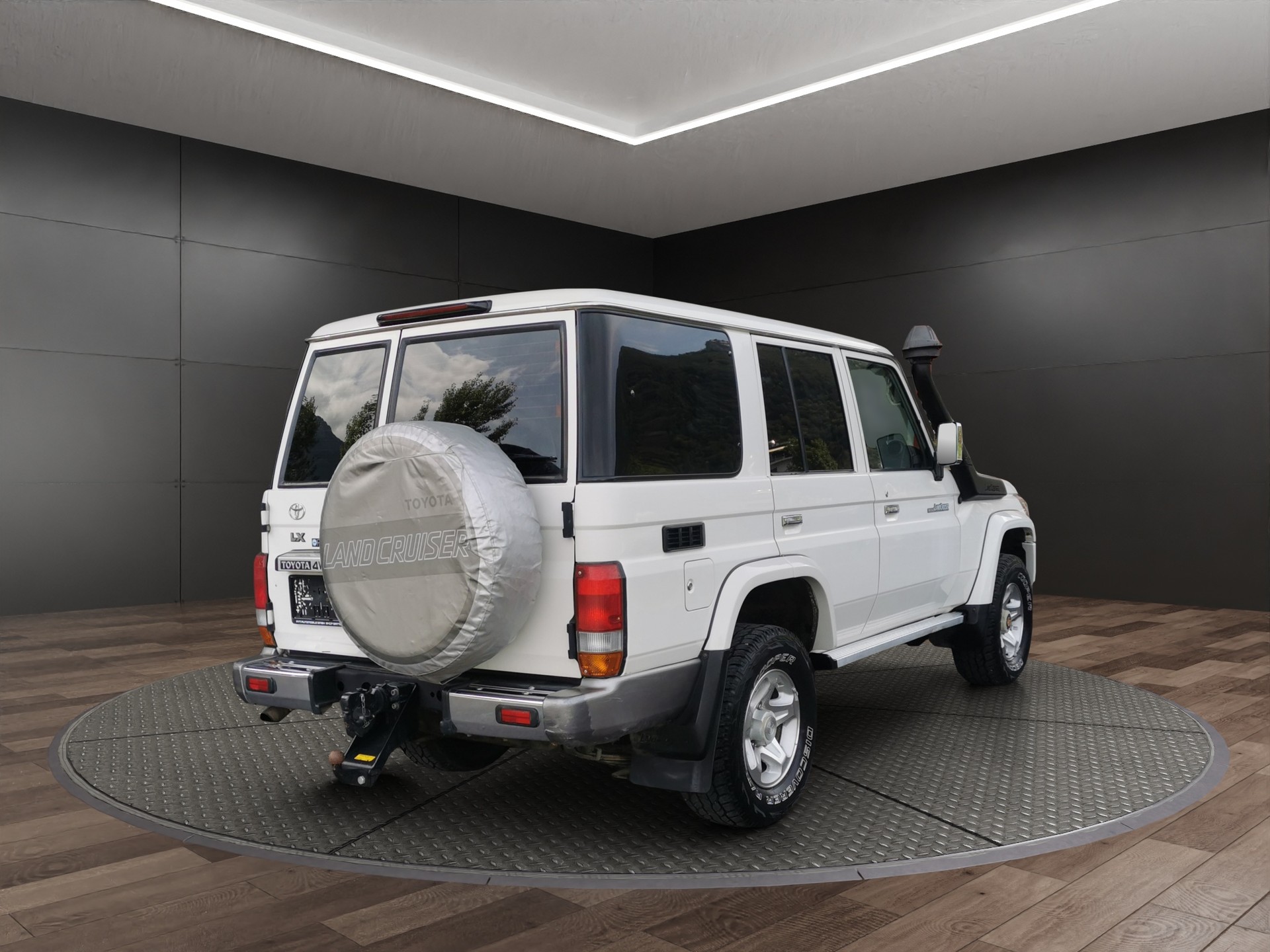 TOYOTA Land Cruiser 4.2 Diesel-image-5