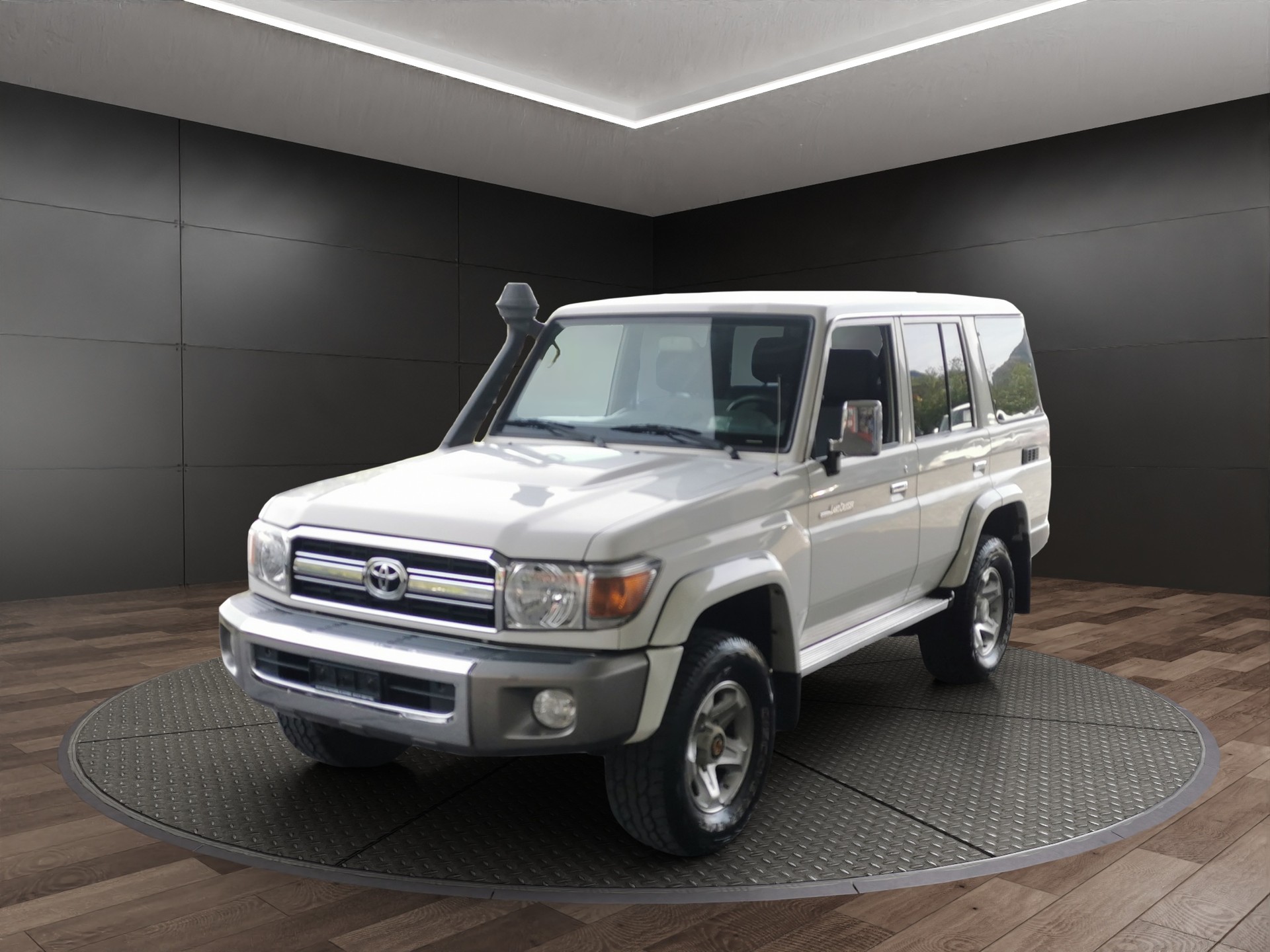 TOYOTA Land Cruiser 4.2 Diesel-image-1