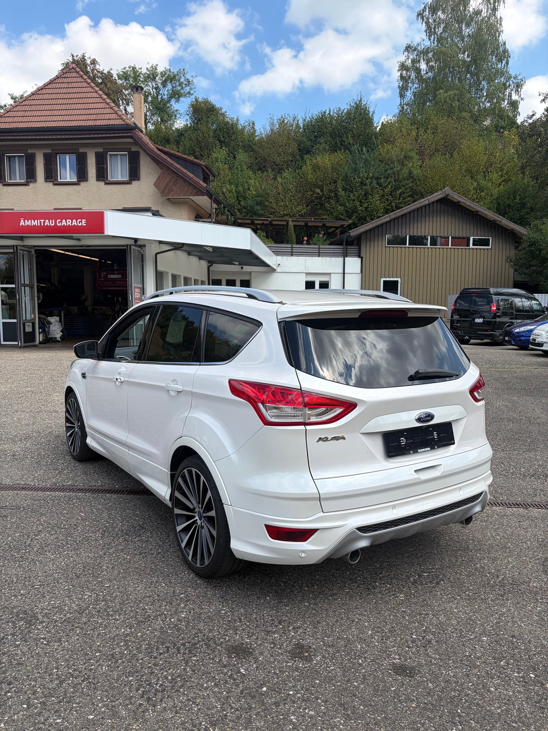 FORD Kuga 2.0 TDCi Carving 4WD PowerShift-image-2