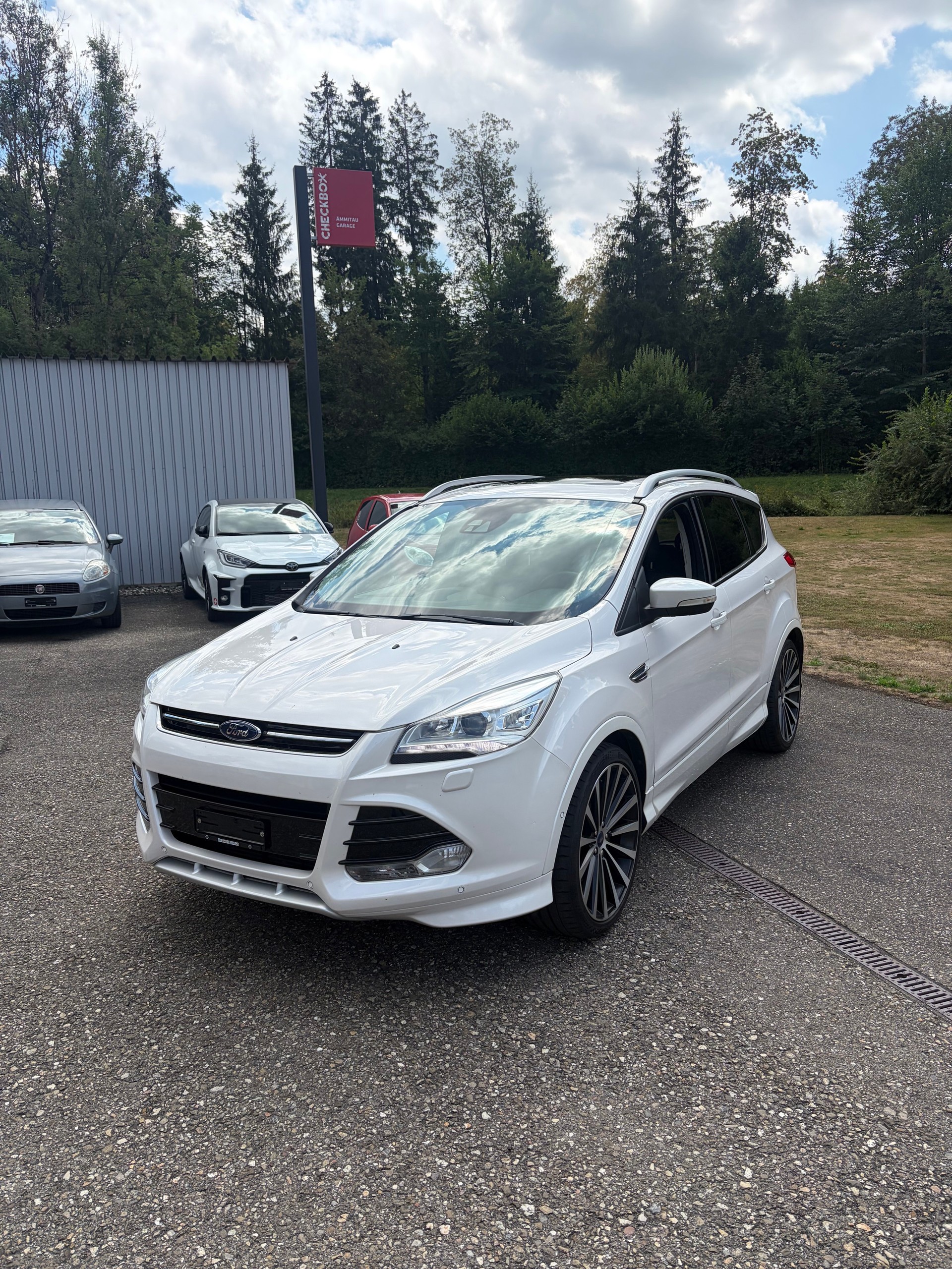 FORD Kuga 2.0 TDCi Carving 4WD PowerShift-image-1