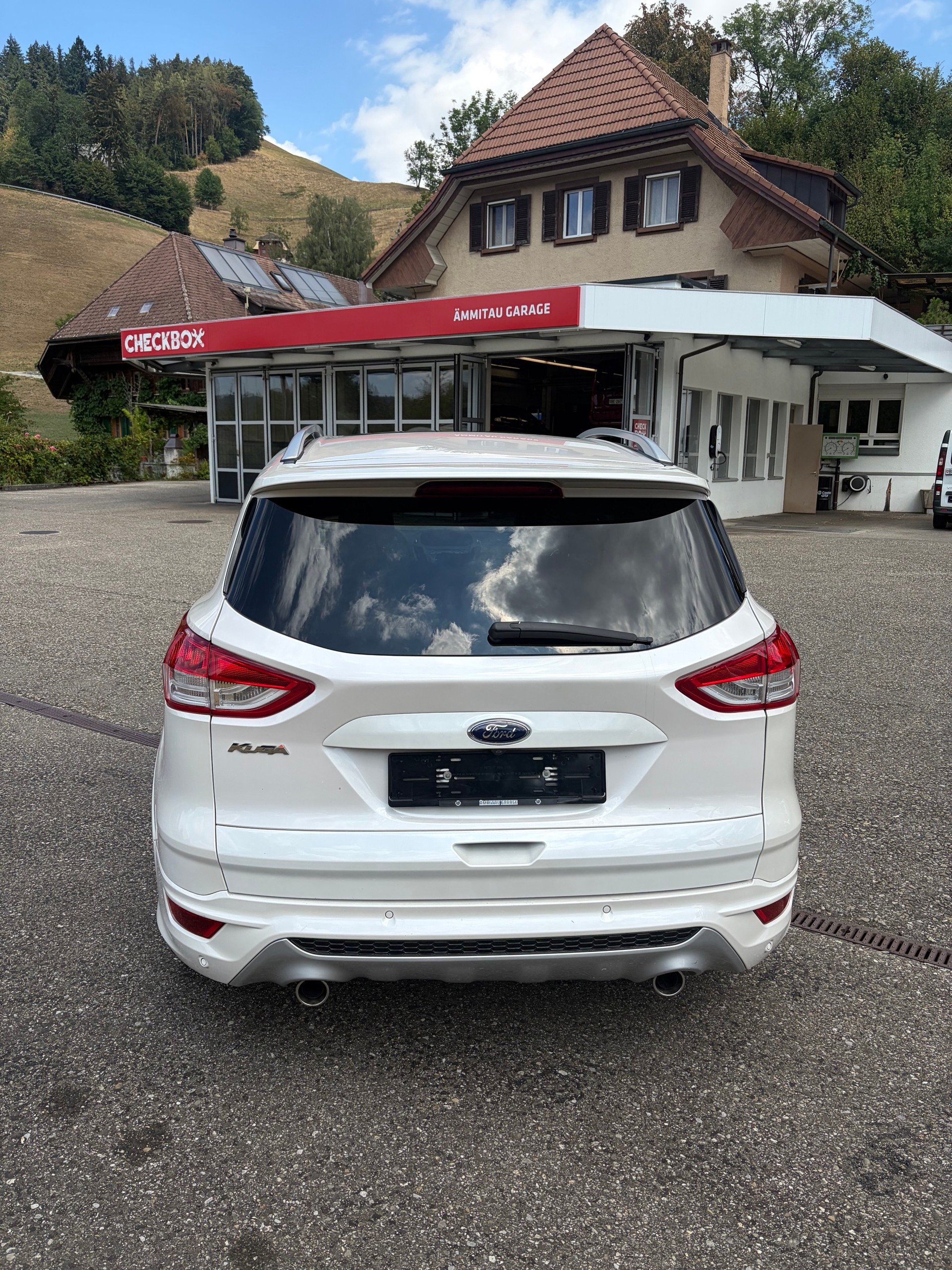 FORD Kuga 2.0 TDCi Carving 4WD PowerShift-image-3