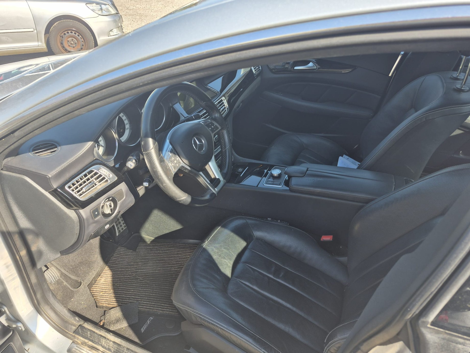 MERCEDES-BENZ CLS 350 CDI Executive 7G-Tronic-image-4