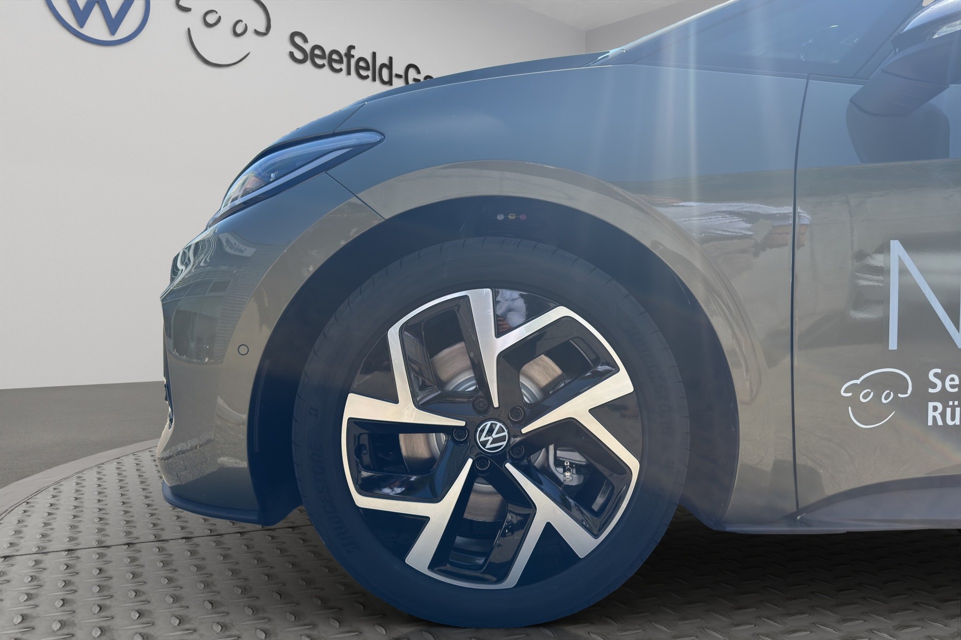 VW ID.3 Neo 79 kWh 231 PS Style-image-11