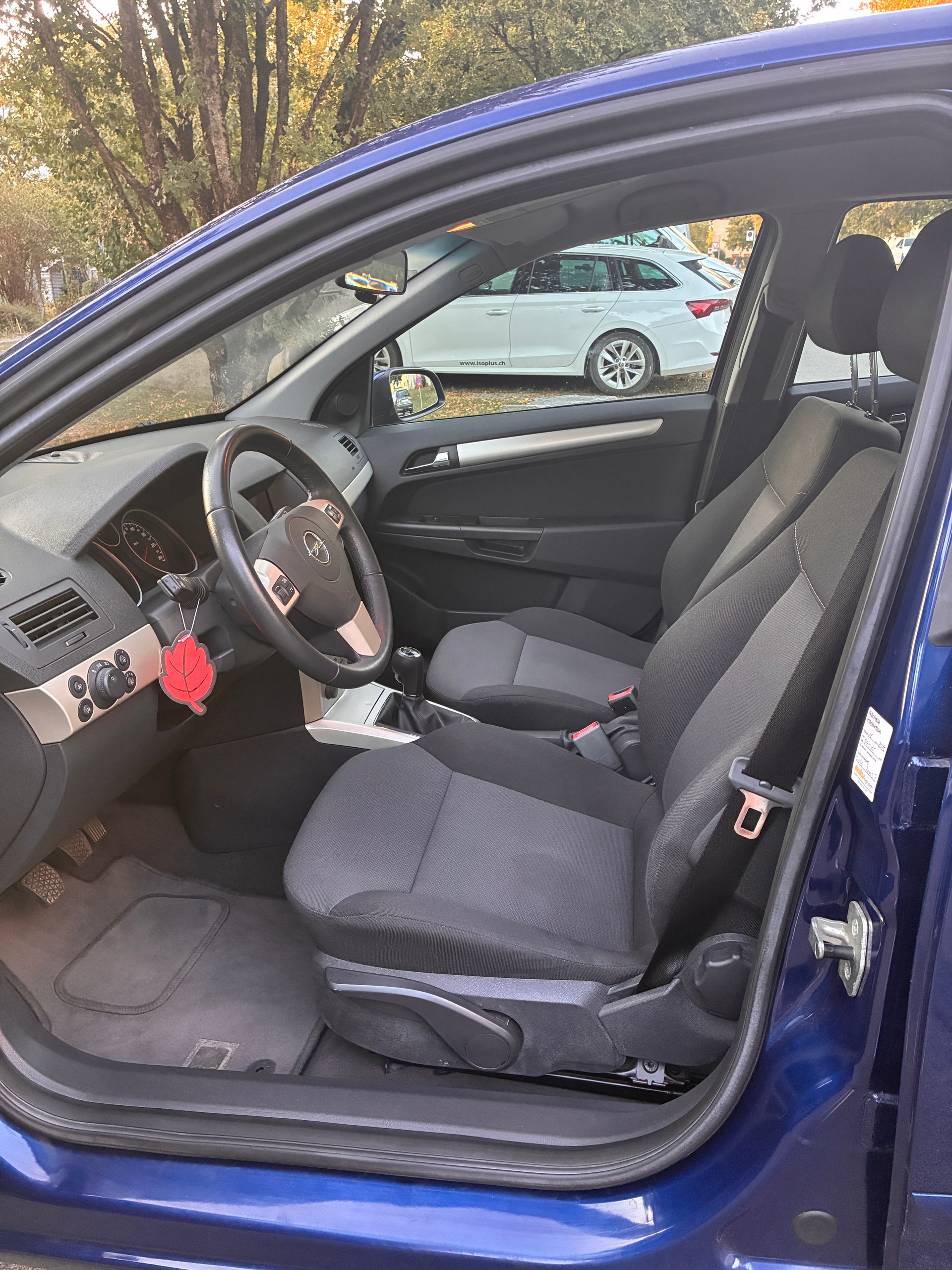 OPEL Astra 1.6i 16V-image-9