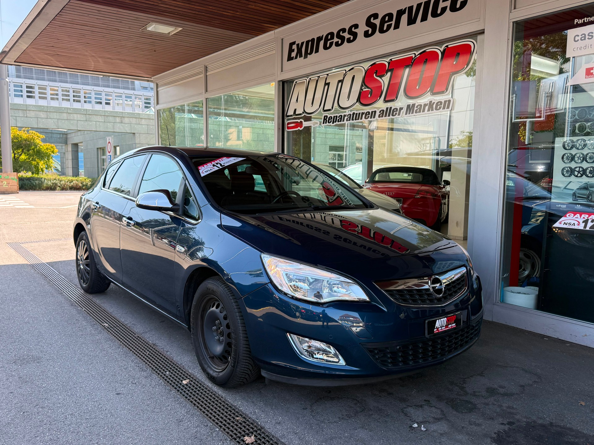 OPEL Astra 1.6i 16V Enjoy Automatic-image-1