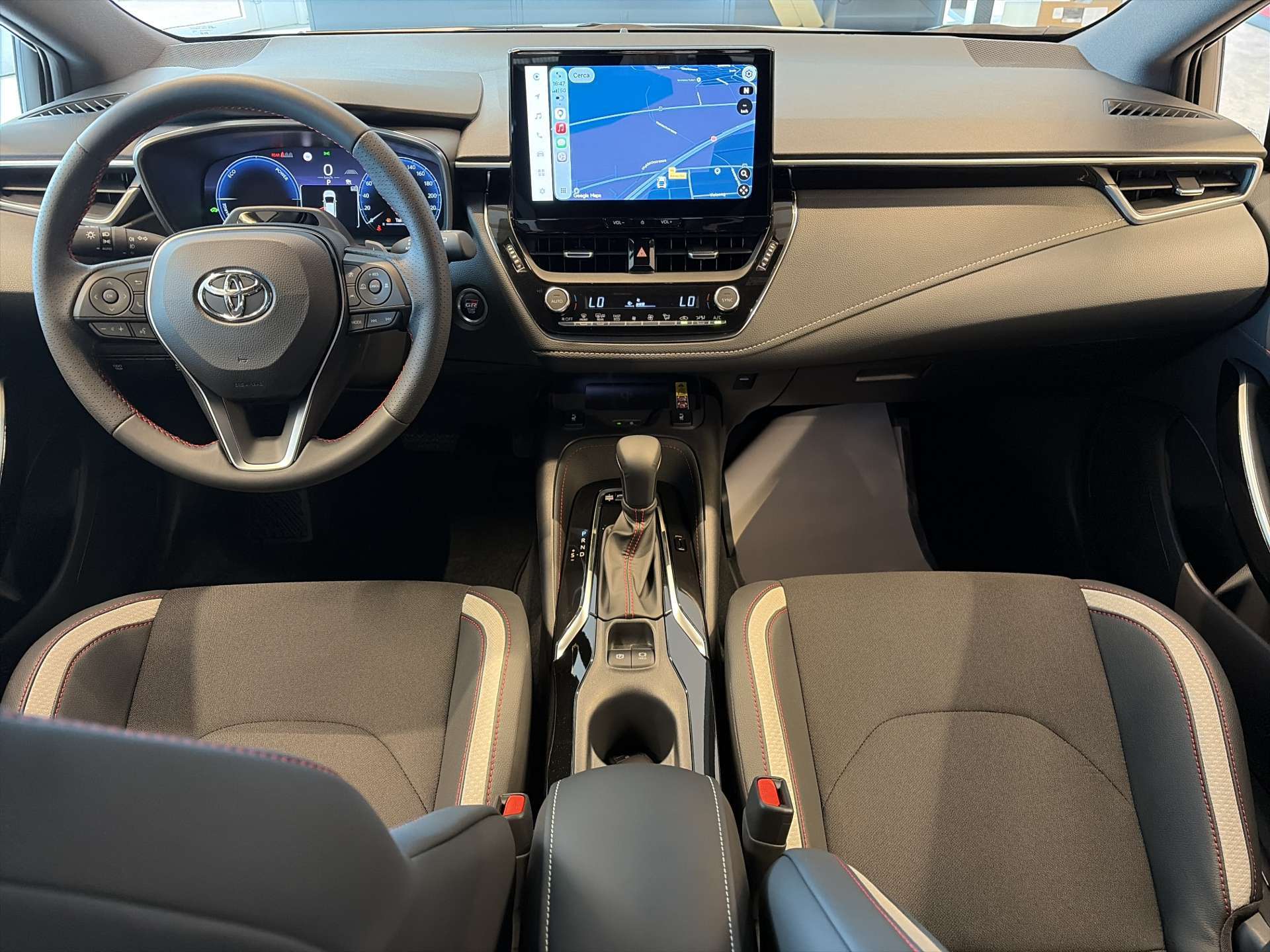 TOYOTA Corolla Touring Sports 2.0 HSD GR Sport e-CVT Automat-image-14
