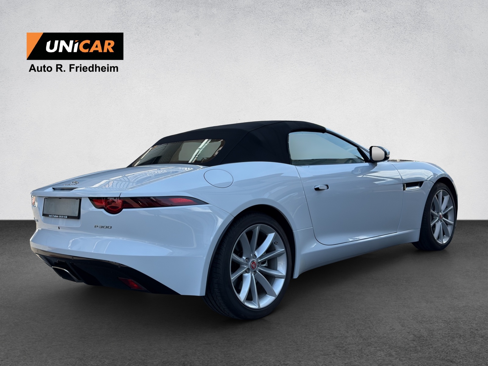 JAGUAR F-Type Convertible 2.0 I4 R-Dynamik Automatik-image-6