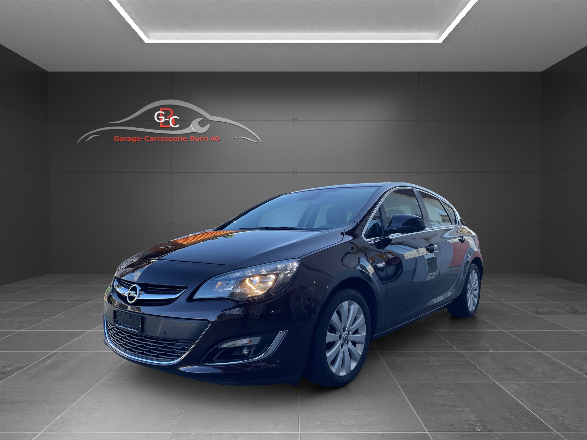 OPEL Astra 1.4i 16V Turbo Cosmo Automatic-image-0