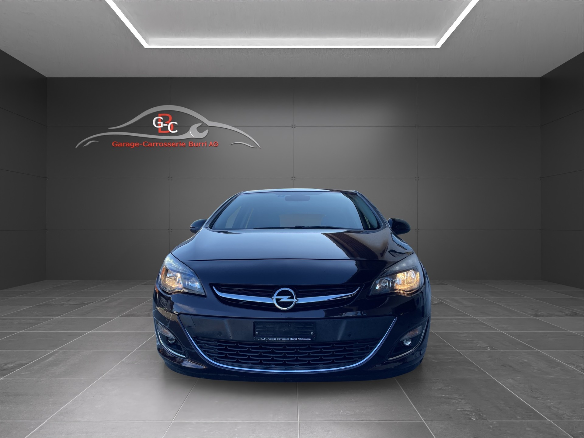 OPEL Astra 1.4i 16V Turbo Cosmo Automatic-image-1