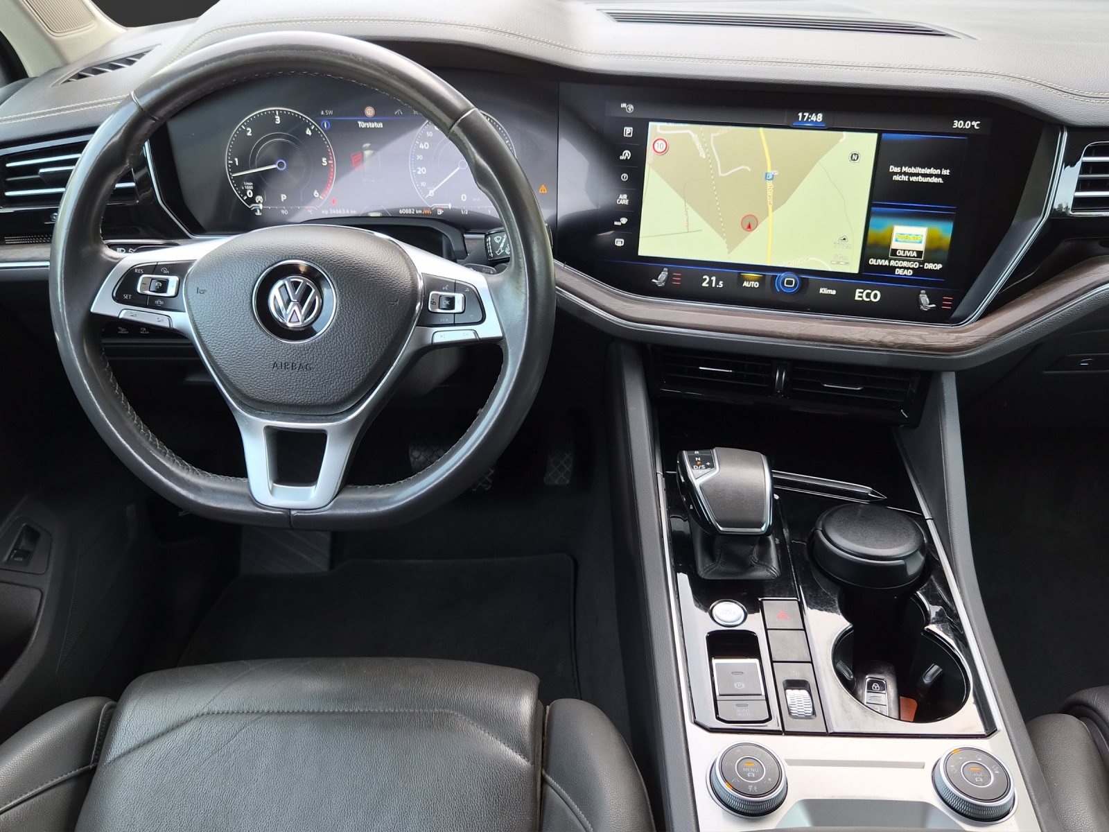 VW Touareg 3.0 TDI Atmosphere Tiptronic-image-7