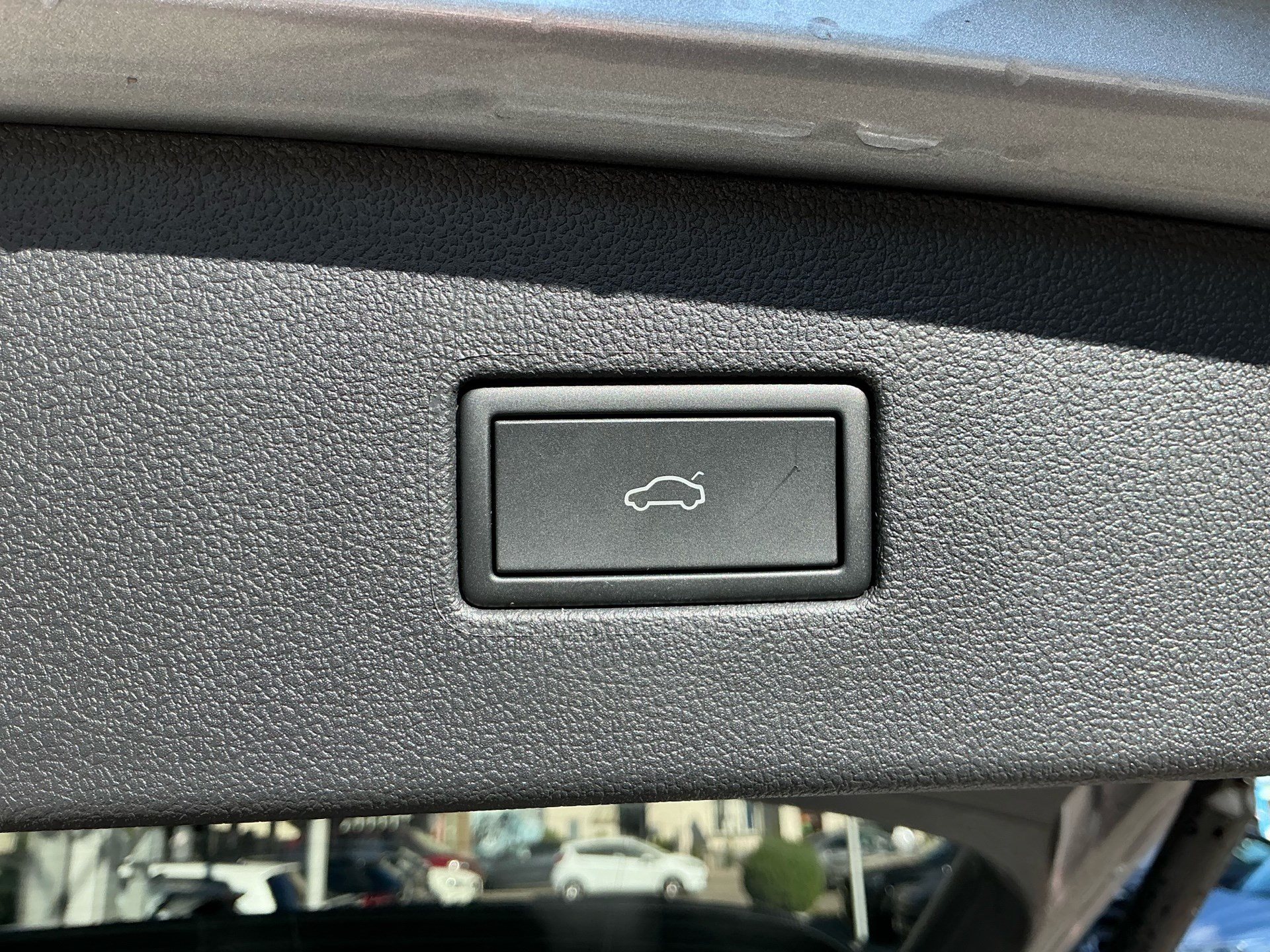 VW Tiguan Allspace R-Line 4Motion *** PANORAMADACH & ANHÄNGERKUPPLUNG ***-image-29