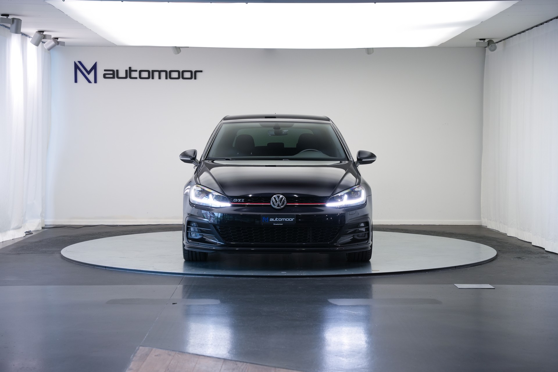 VW Golf 2.0 TSI GTI DSG *CH-Fahrzeug*-image-1