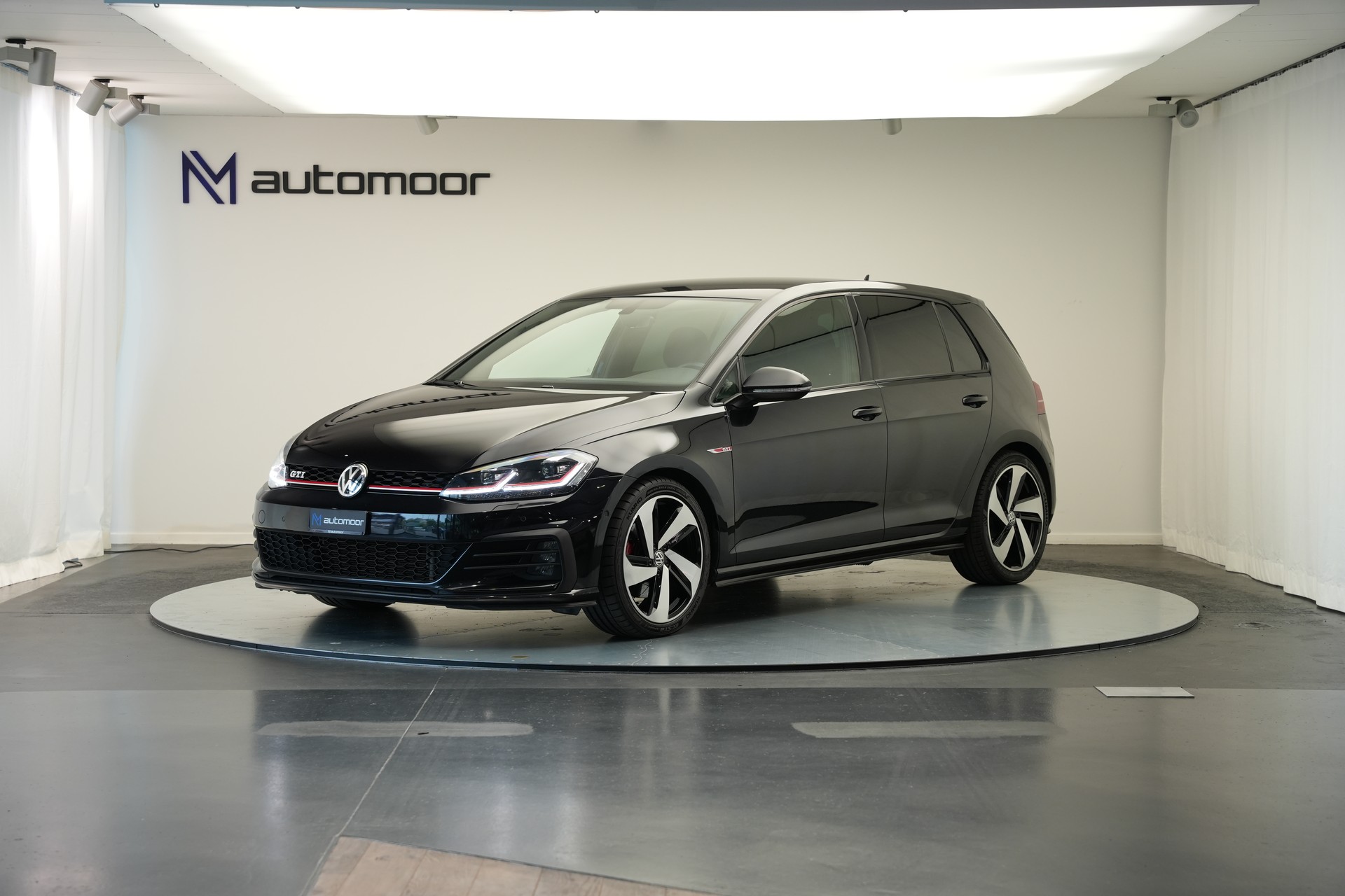 VW Golf 2.0 TSI GTI DSG *CH-Fahrzeug*-image-0