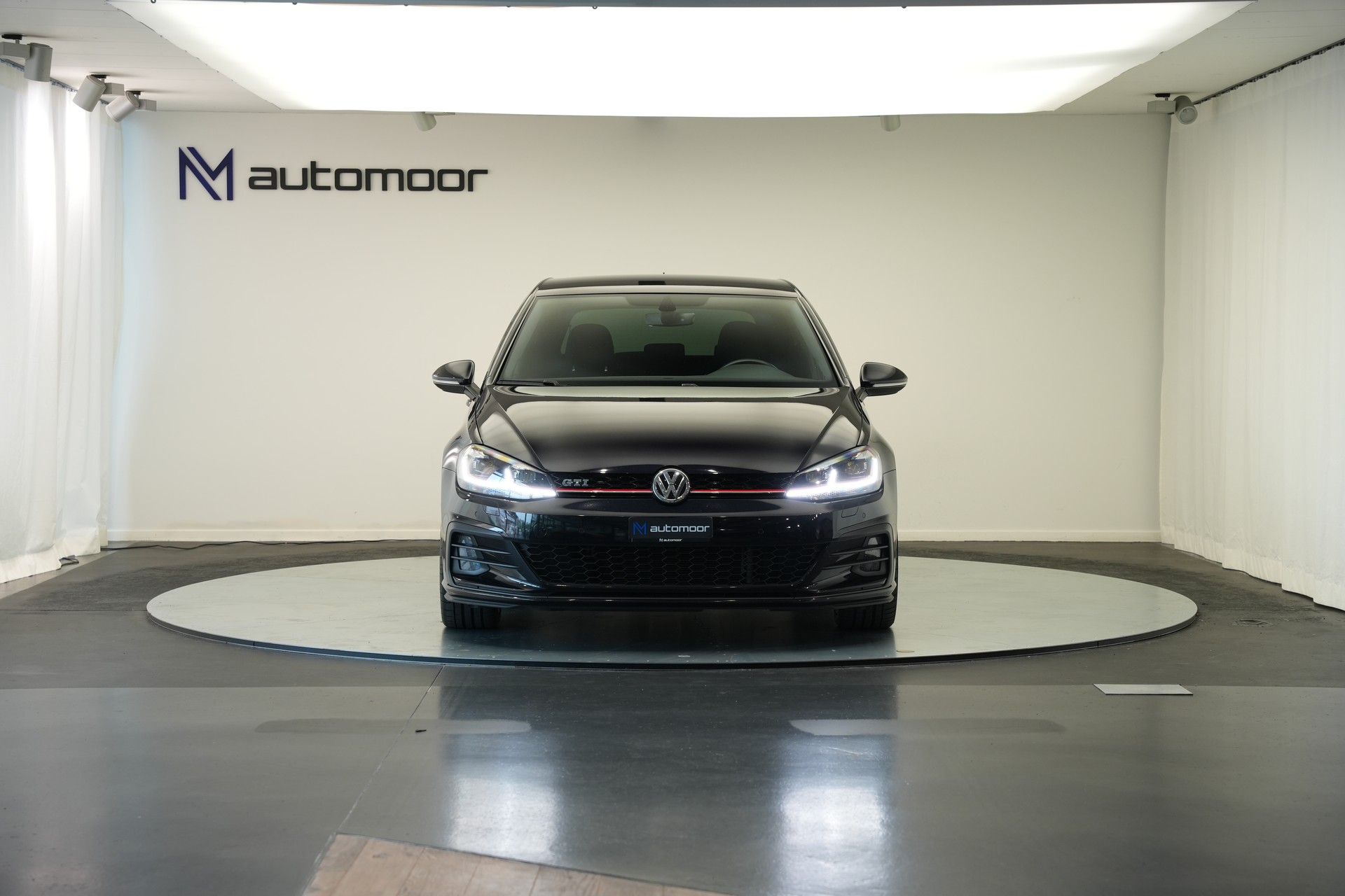 VW Golf 2.0 TSI GTI DSG *CH-Fahrzeug*-image-1
