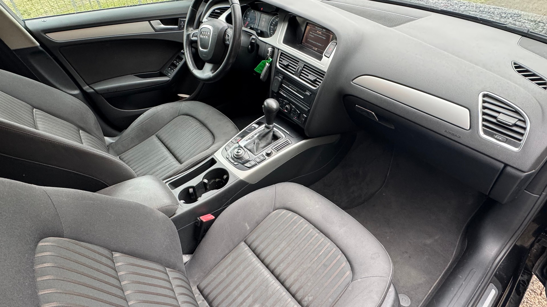 AUDI A4 Limousine 2.7 TDI multitronic-image-7