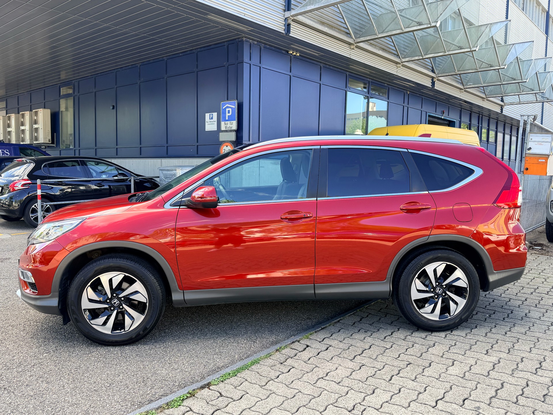 HONDA CR-V 1.6 i-DTEC Executive 4WD Automatic-image-5
