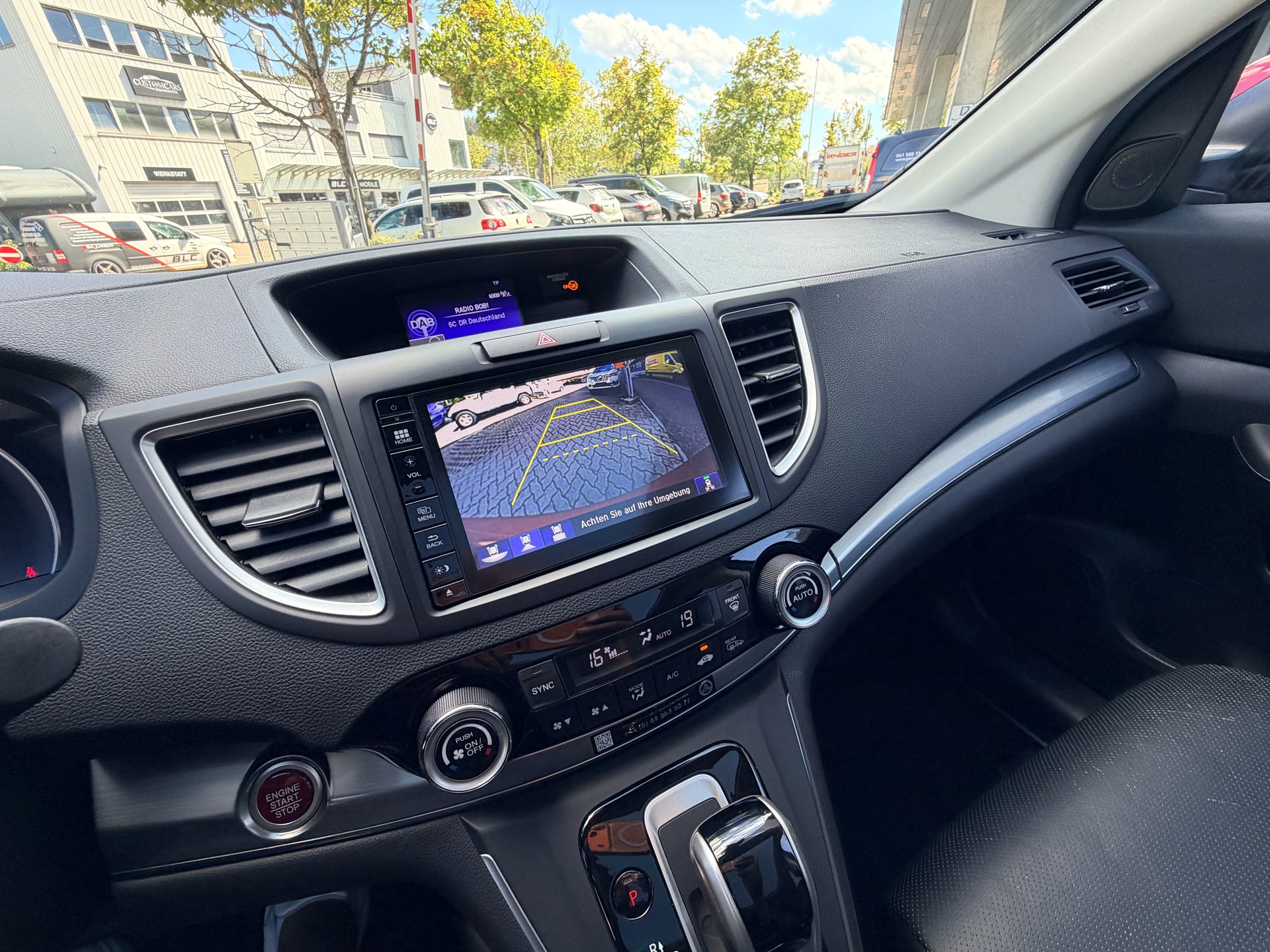 HONDA CR-V 1.6 i-DTEC Executive 4WD Automatic-image-11
