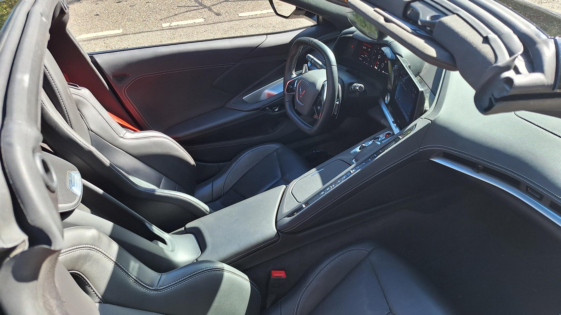 CHEVROLET C8 Stingray-image-7