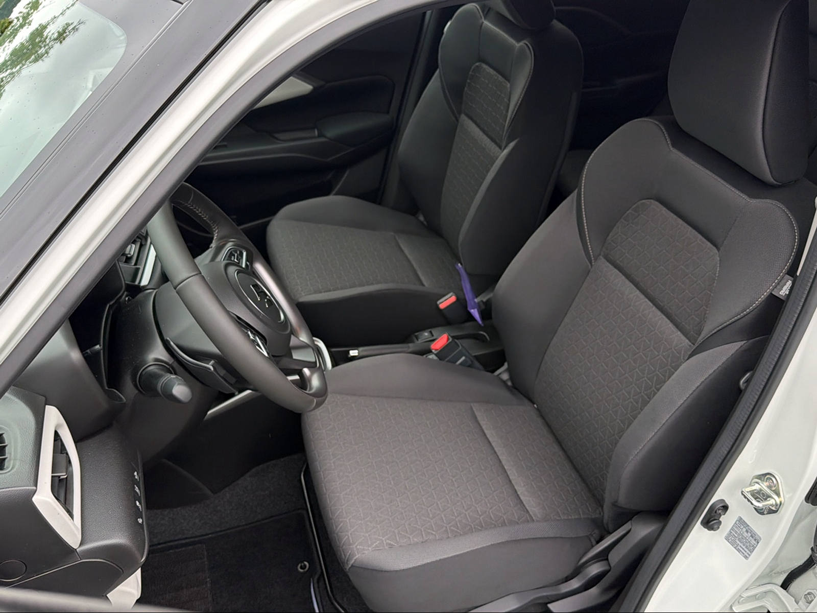 SUZUKI Swift 1.2 Compact Top Hybrid-image-9