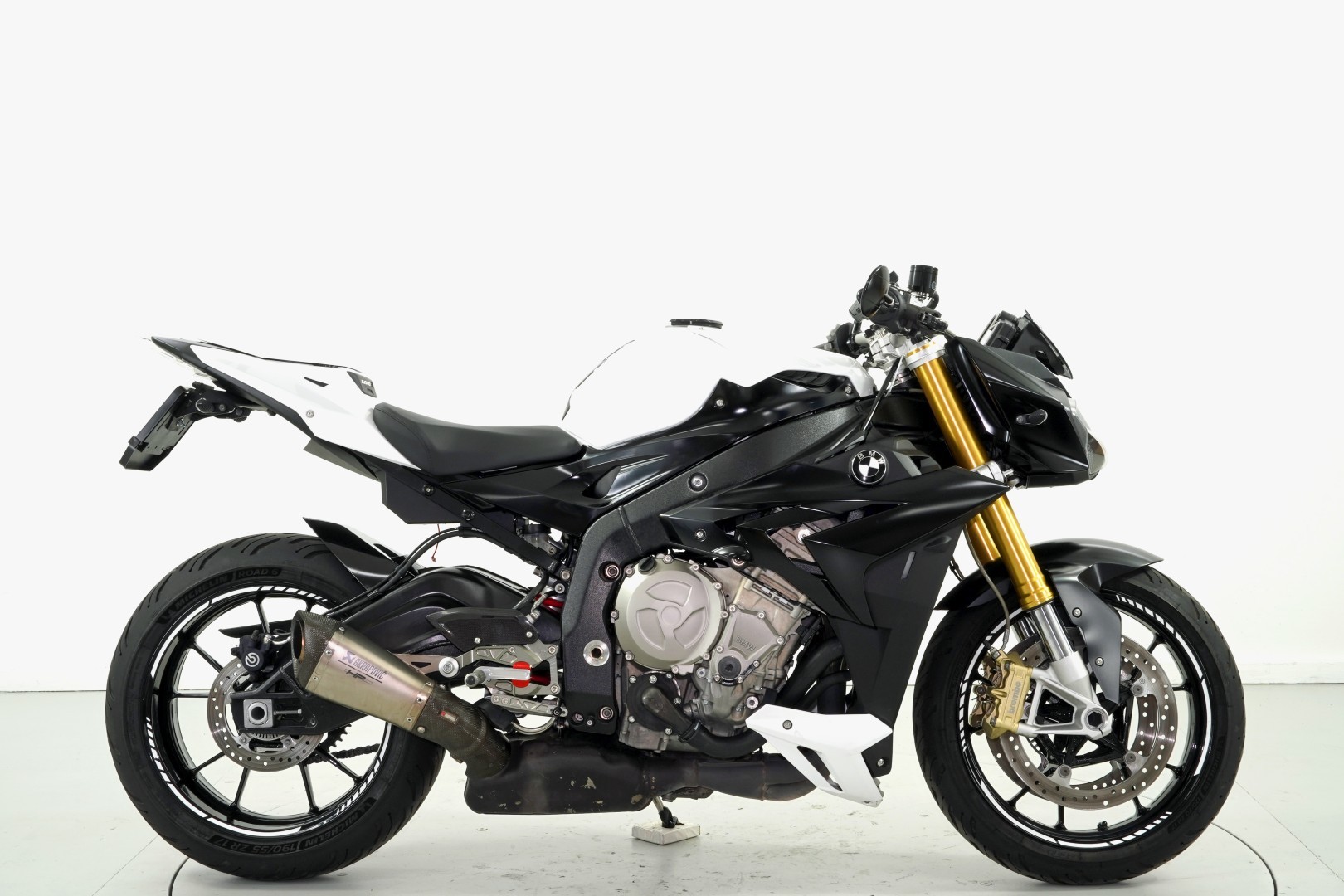 BMW S 1000 R ABS-showroom-element-3