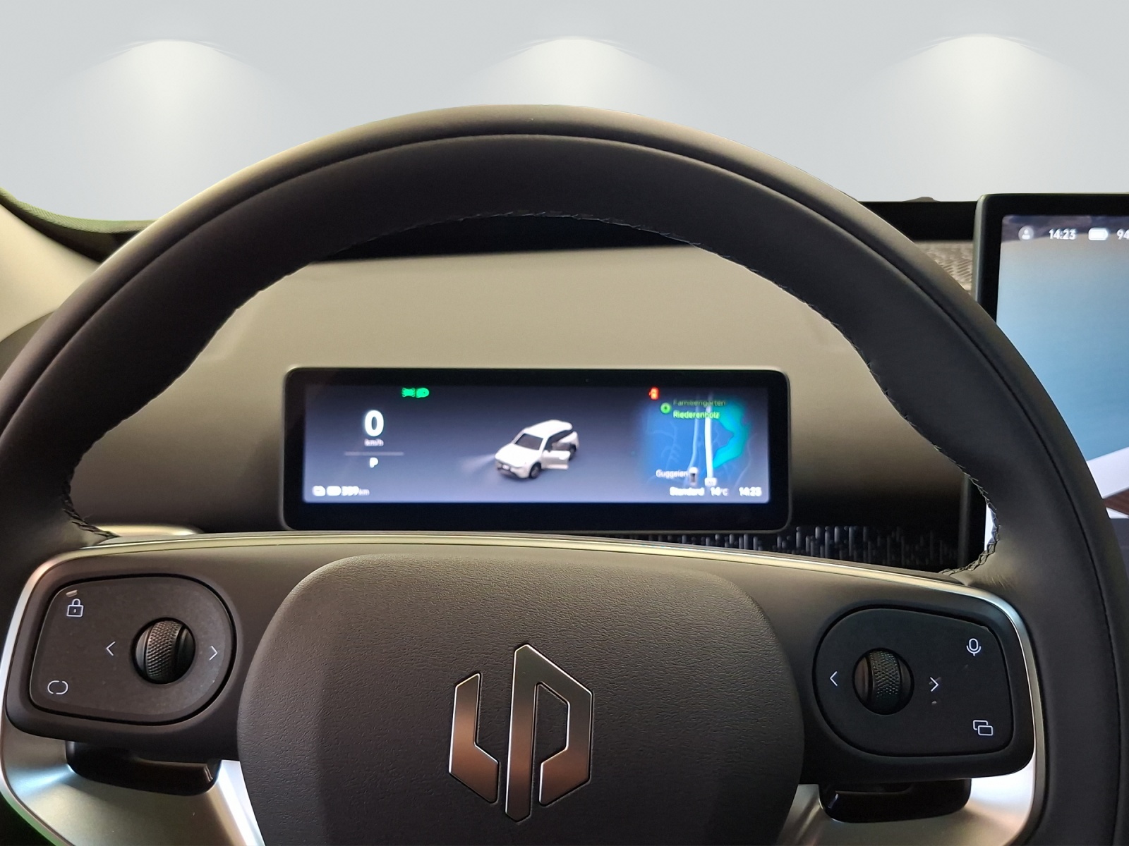 LEAPMOTOR B03X EV 53kWh-image-9