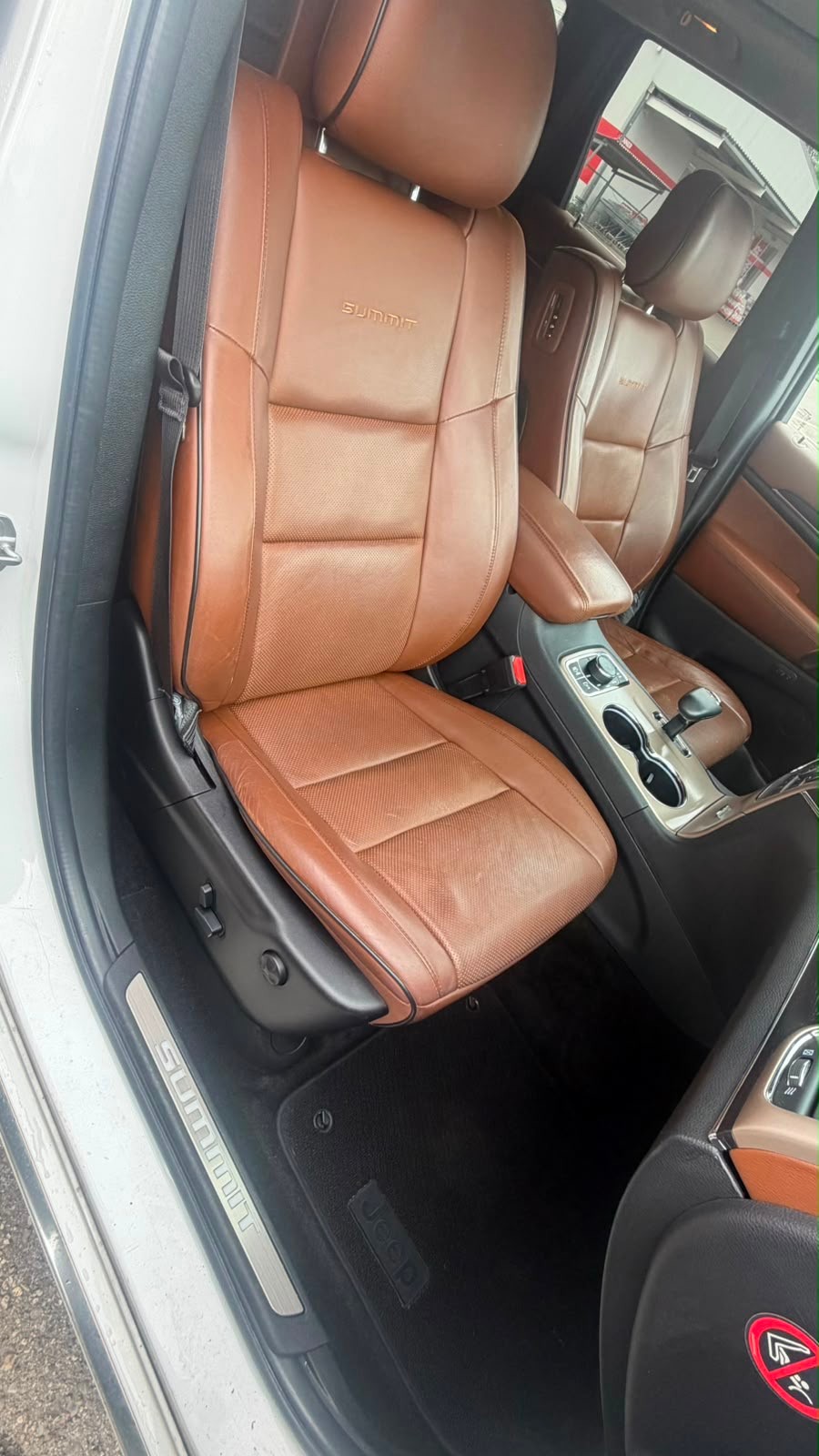 JEEP Grand Cherokee 3.0 CRD Summit Automatic-image-14