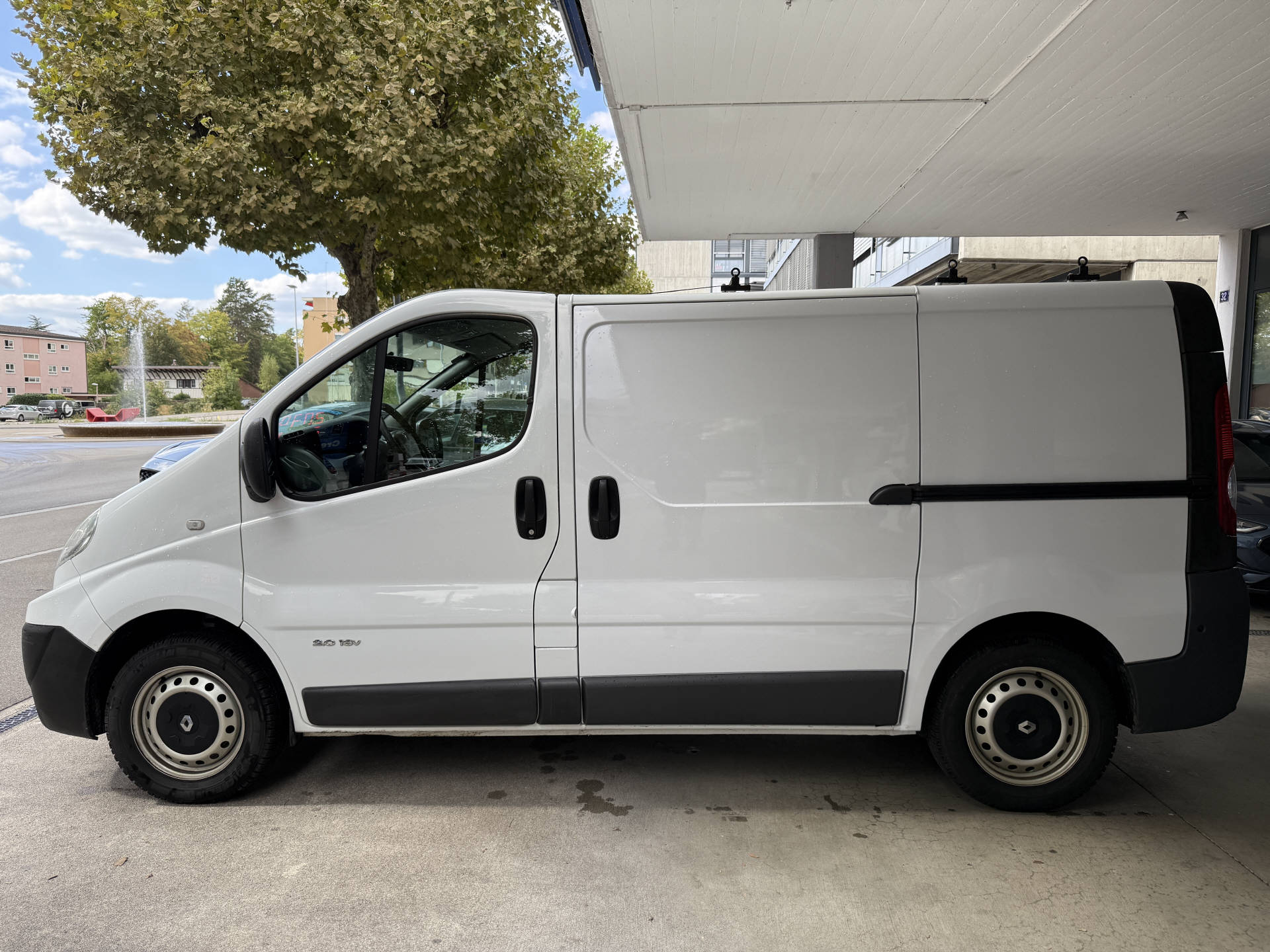 RENAULT Trafic Kaw. 2.9 t L1 H1 2.0 16V-showroom-element-1