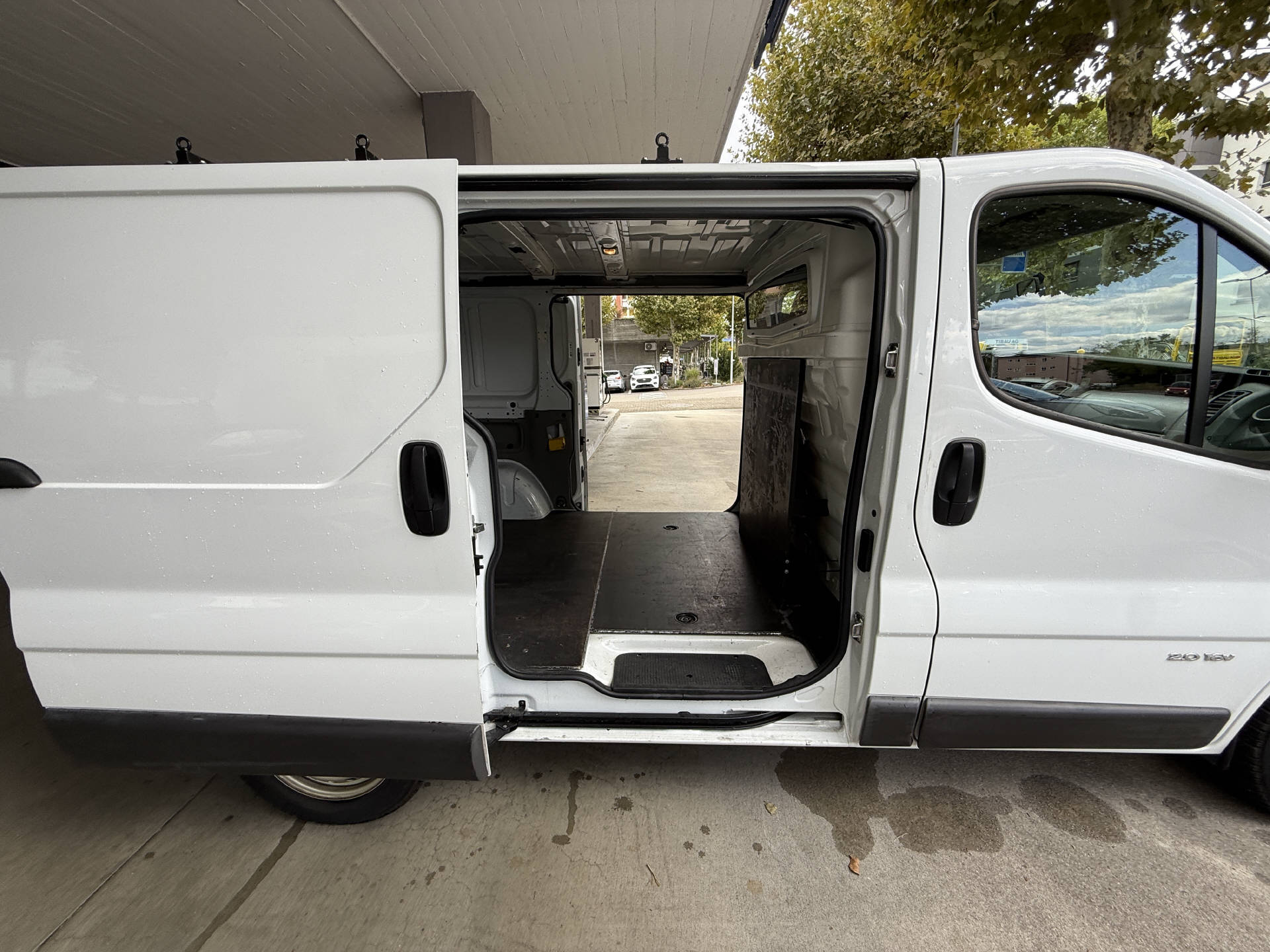 RENAULT Trafic Kaw. 2.9 t L1 H1 2.0 16V-image-13