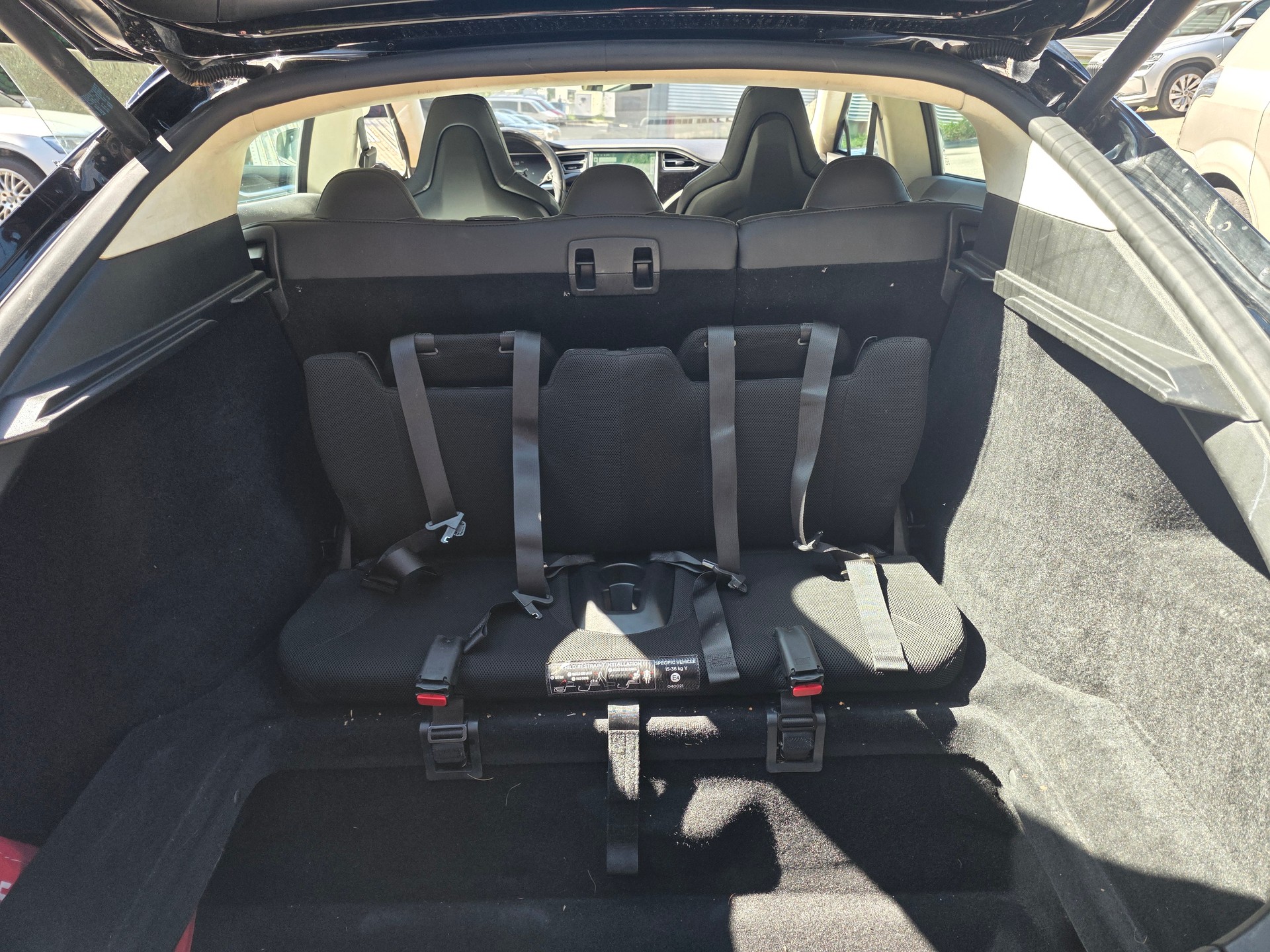 TESLA Model S 85 P 7 Places. Free SuperCharging-image-1
