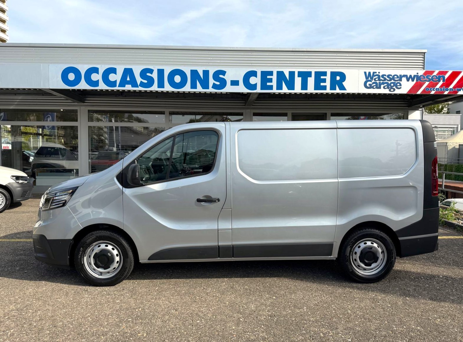 RENAULT Trafic Kaw. 3.0 t L1 H1 2.0 dCi 150 Advance AT-image-11