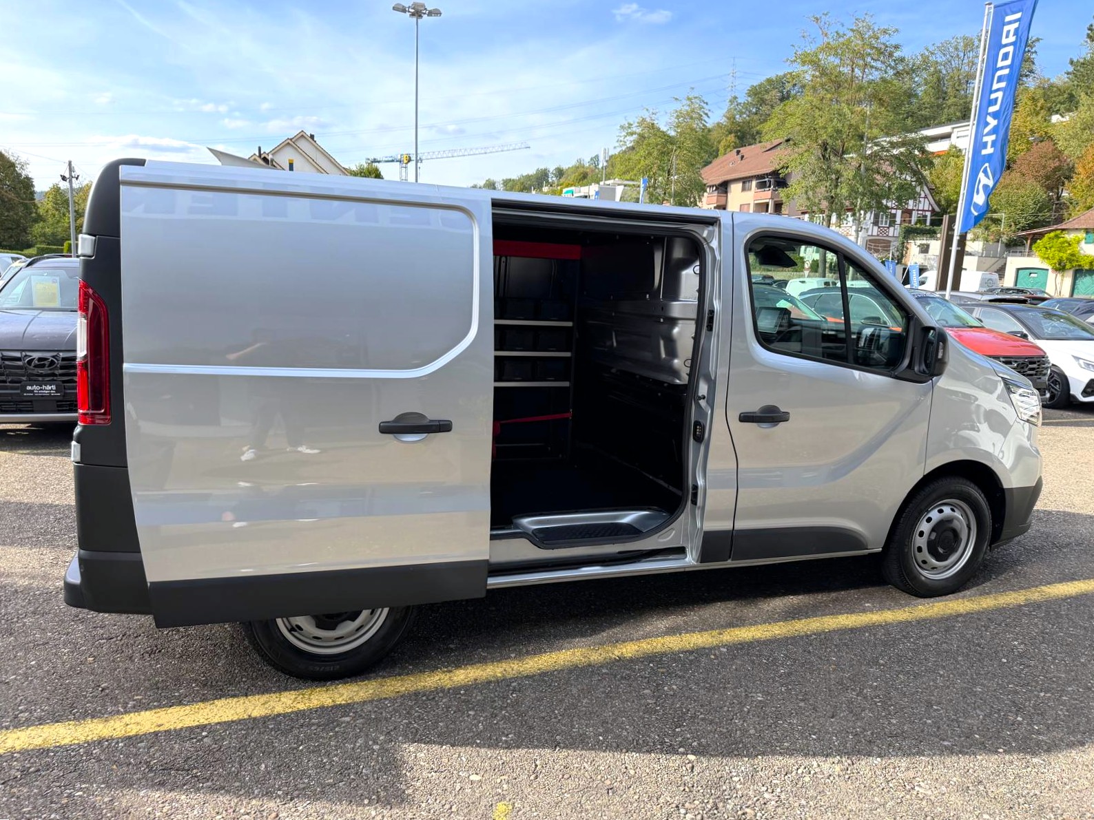 RENAULT Trafic Kaw. 3.0 t L1 H1 2.0 dCi 150 Advance AT-image-6