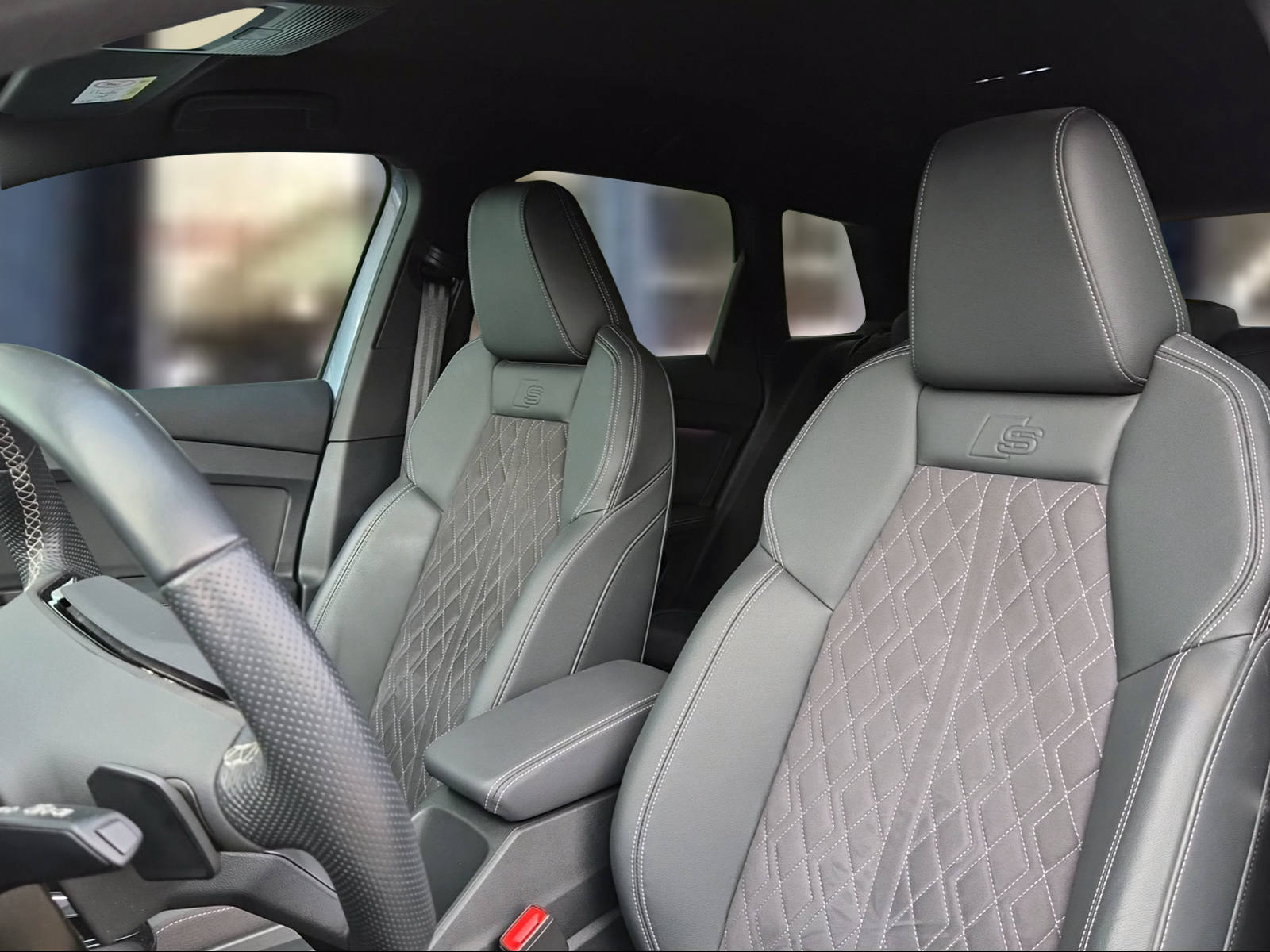 AUDI Q4 e-tron 45 quattro Geysirblau Metallic-image-7