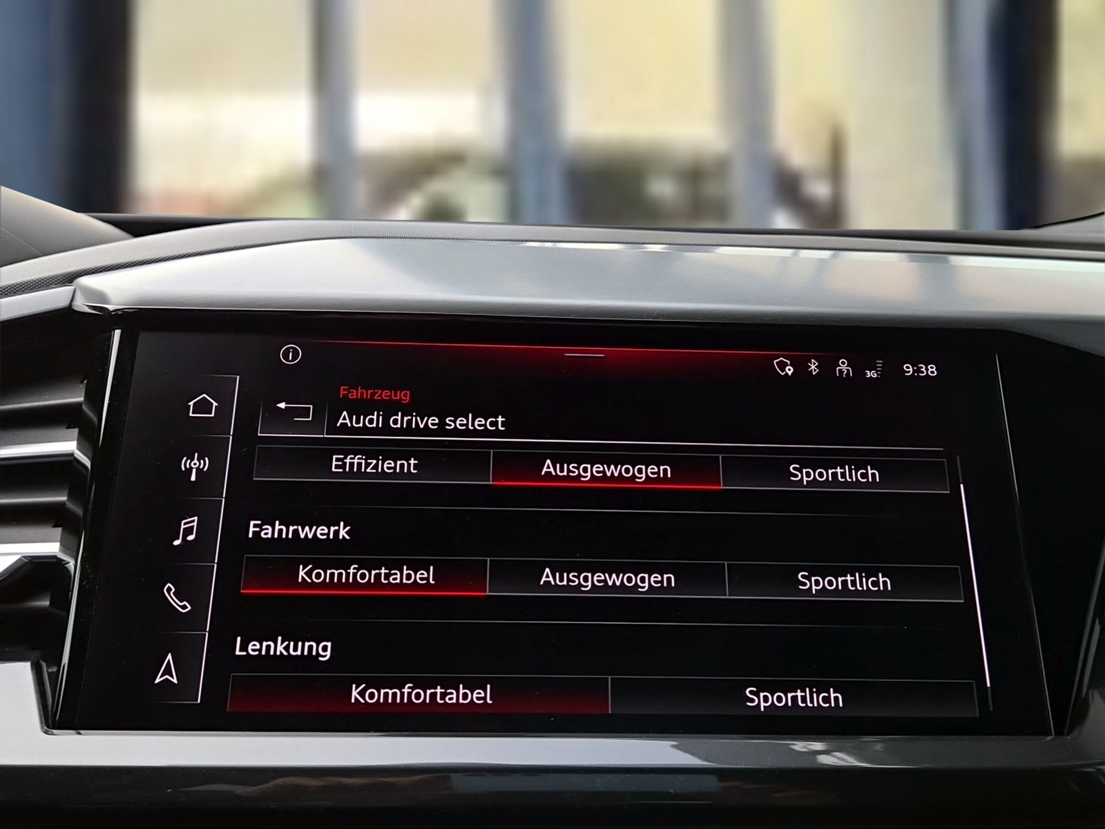 AUDI Q4 e-tron 45 quattro Geysirblau Metallic-image-13