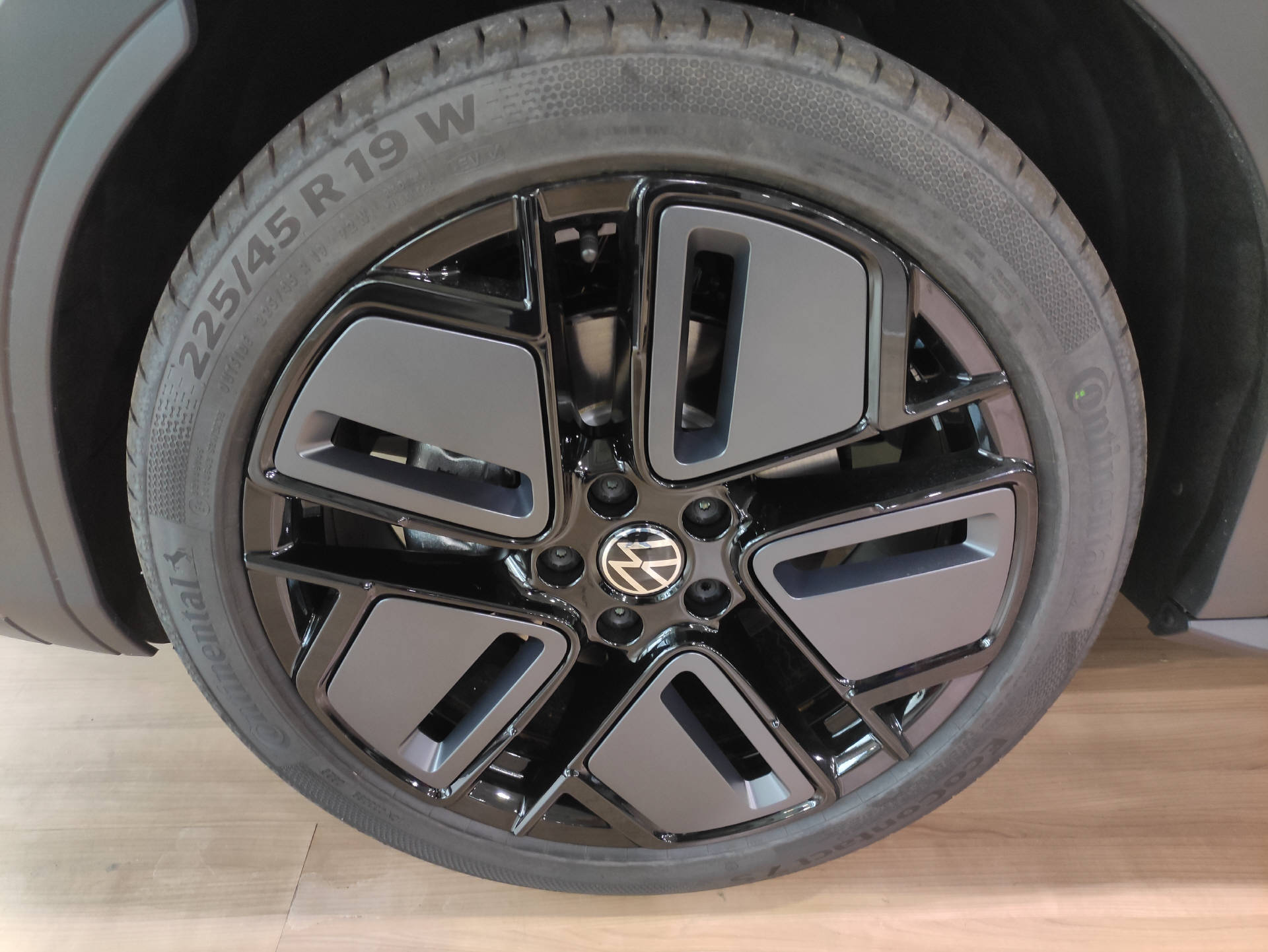 VW T-Roc 1.5 eTSI R-Line Black-Style DSG-image-2