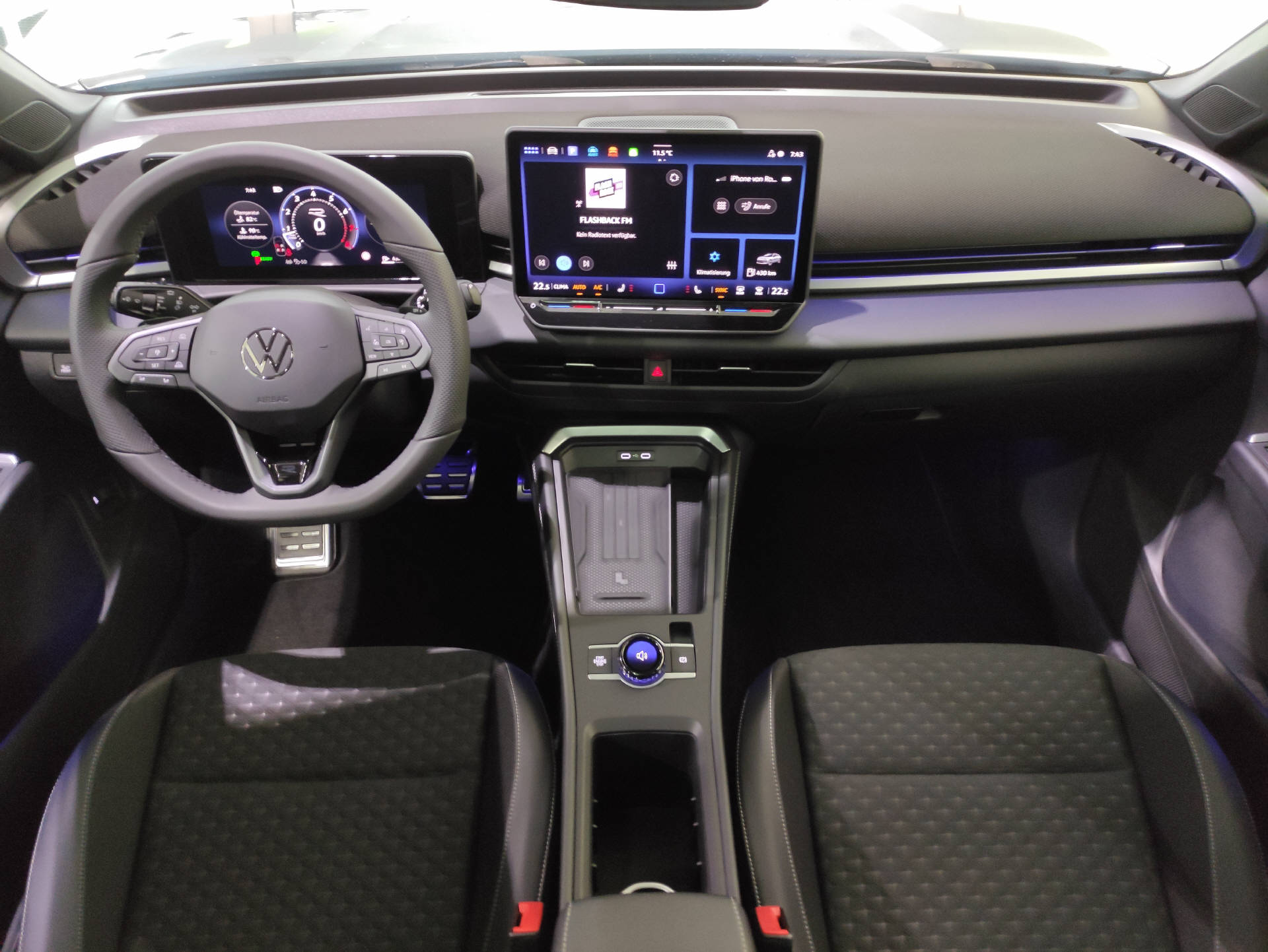 VW T-Roc 1.5 eTSI R-Line Black-Style DSG-image-15