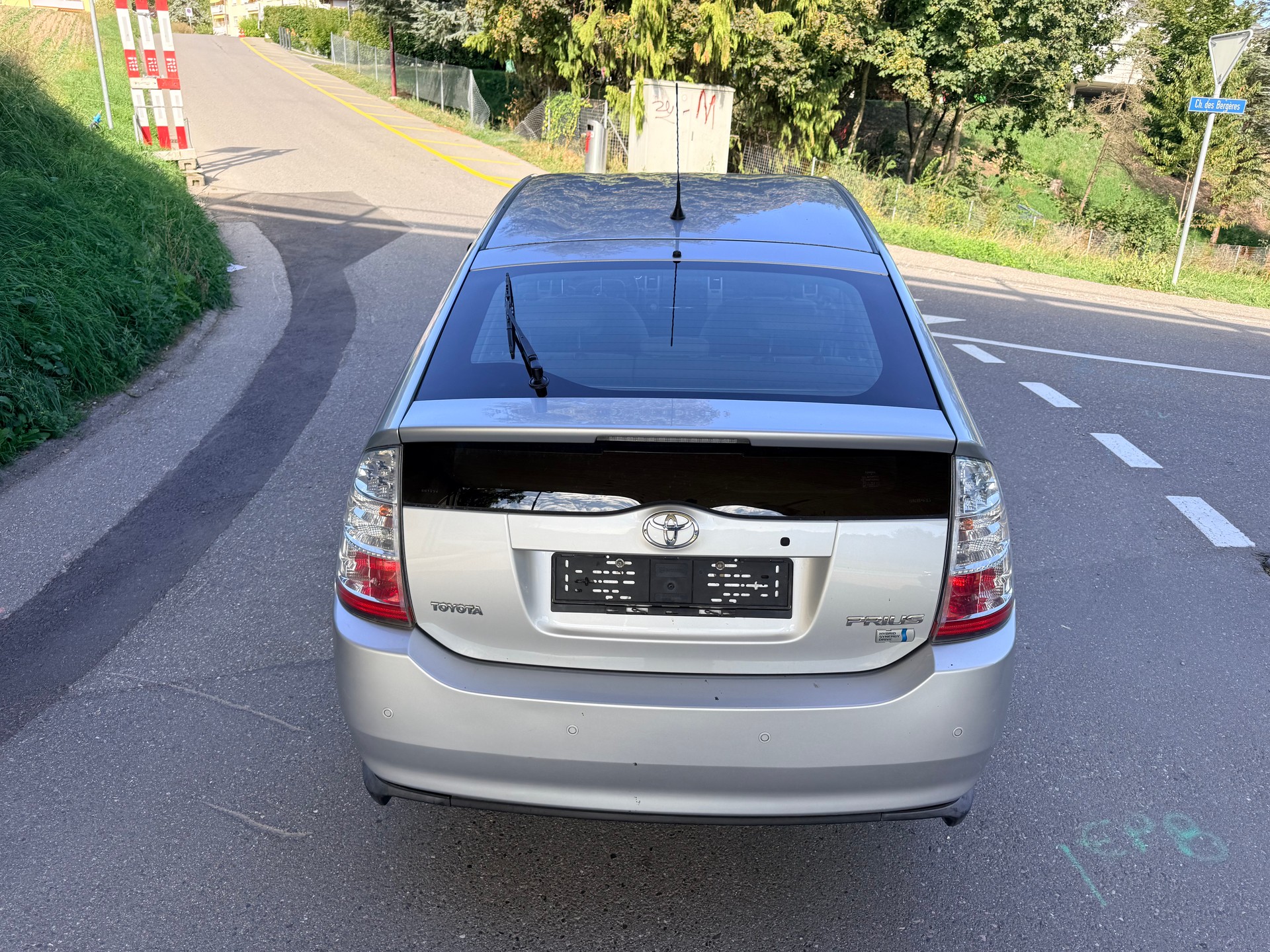 TOYOTA Prius 1.5 16V Hybrid-image-7