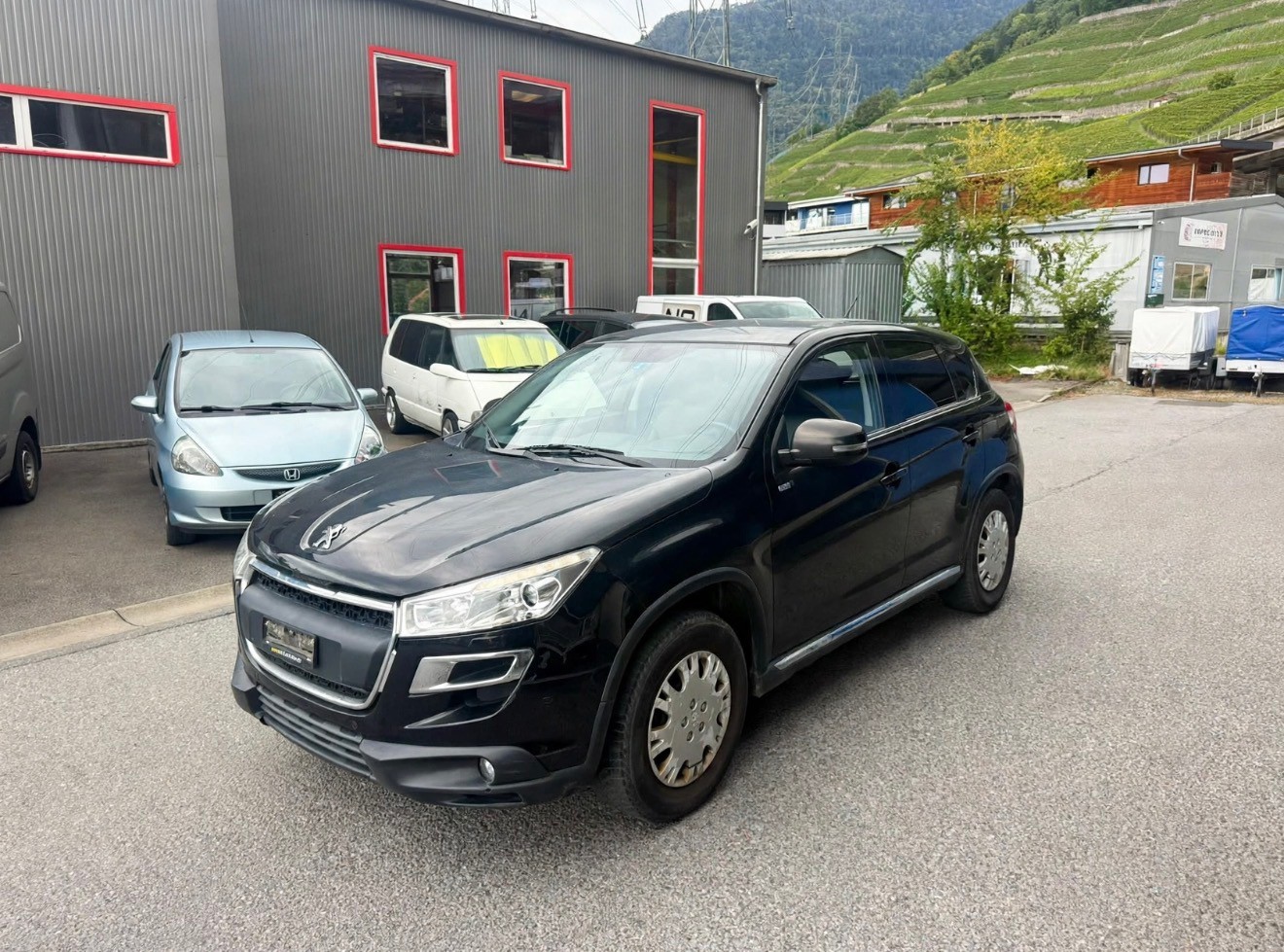 PEUGEOT 4008 1.6 HDi Style 4WD-image-0