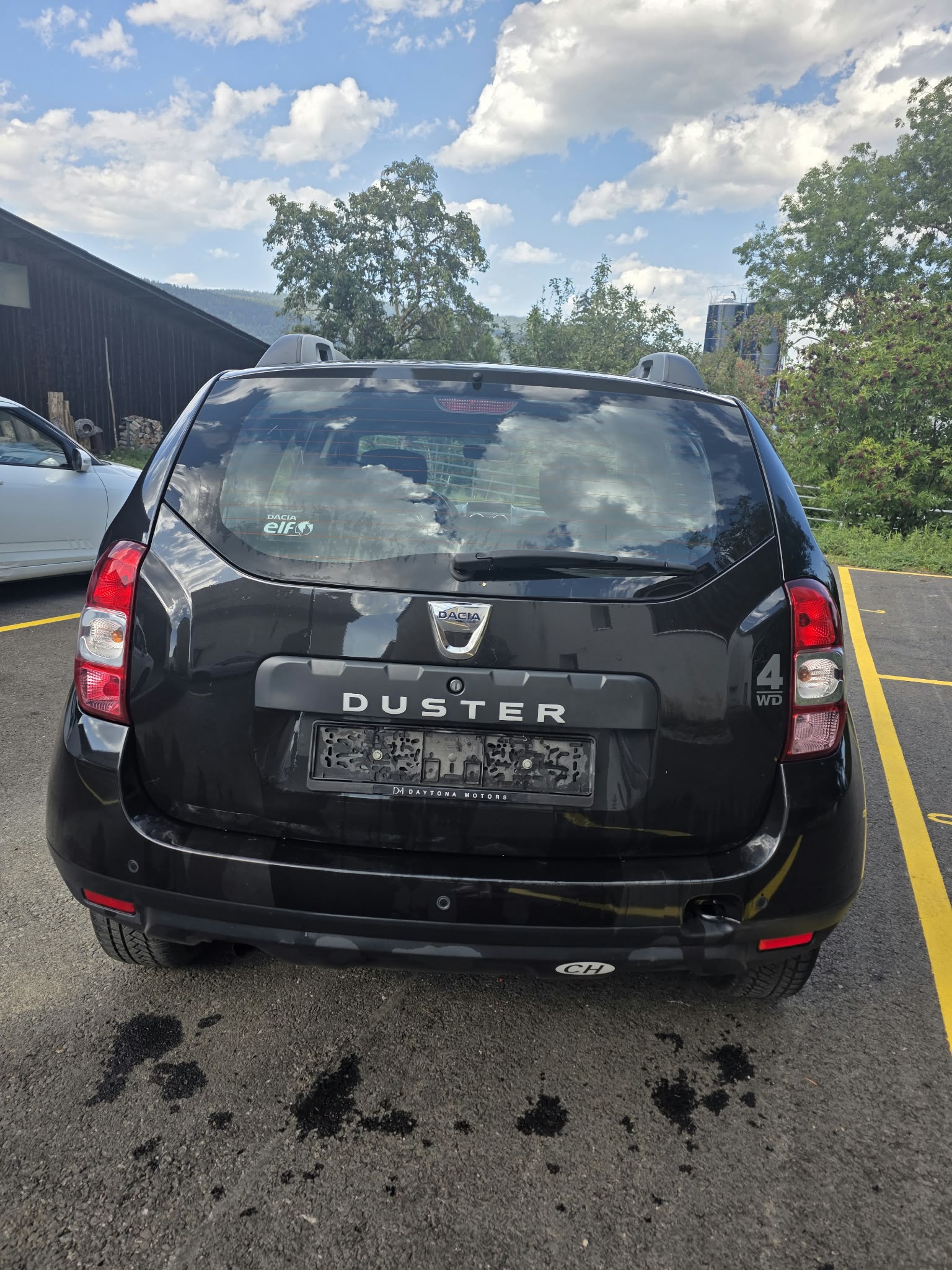 DACIA Duster 1.6 Lauréate 4x4-image-5