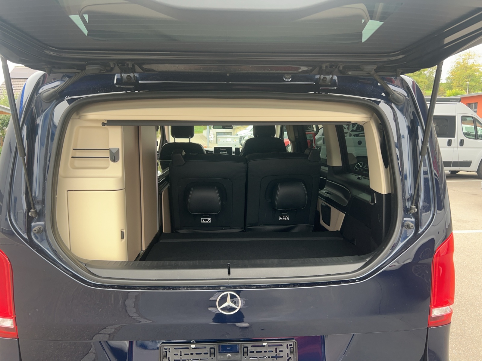 MERCEDES-BENZ Marco Polo 250 d 4Matic 7G-Tronic-image-21